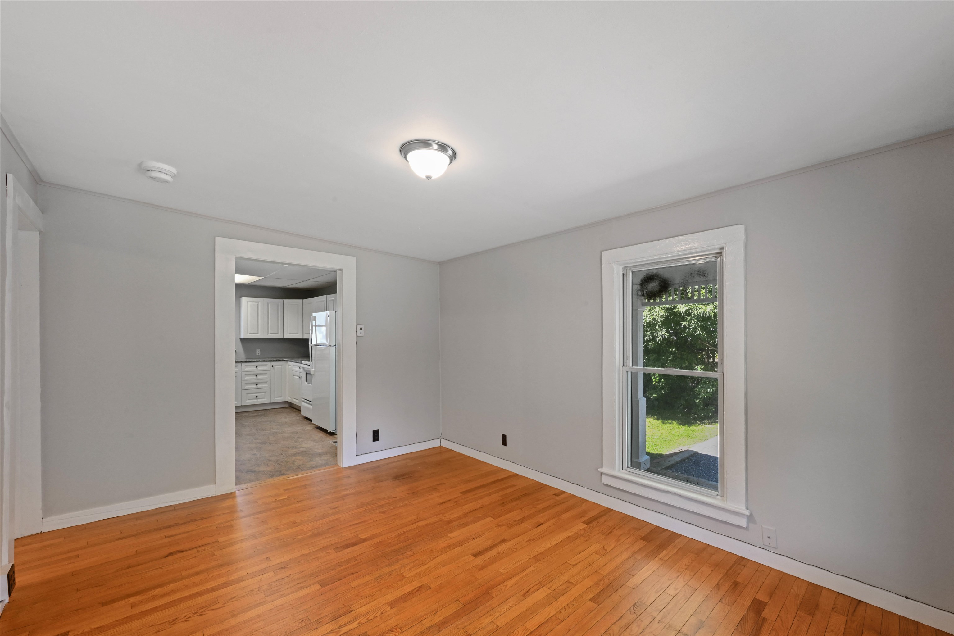 36 Seymour Street Unit: 1
