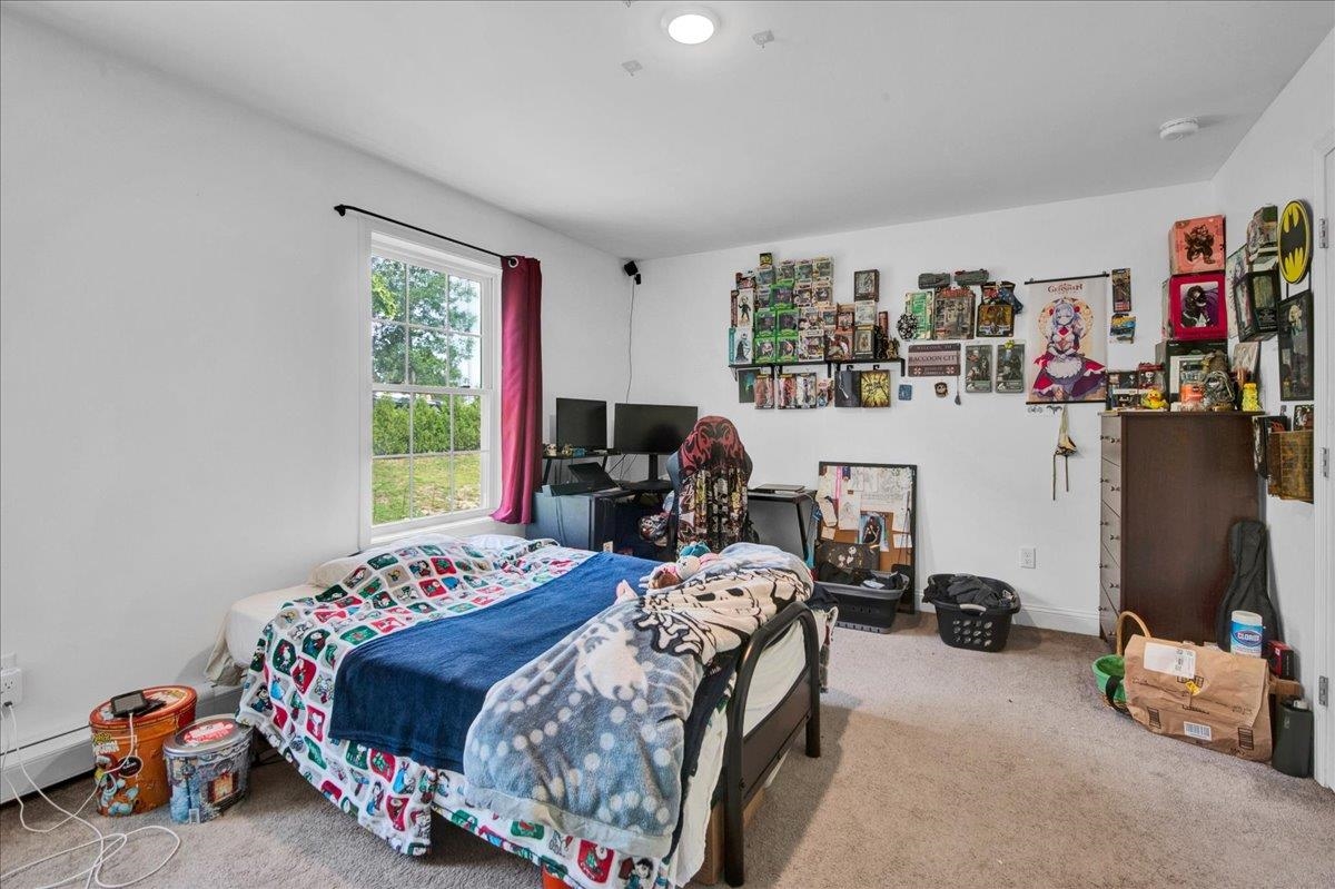 9 Country Commons Unit: B