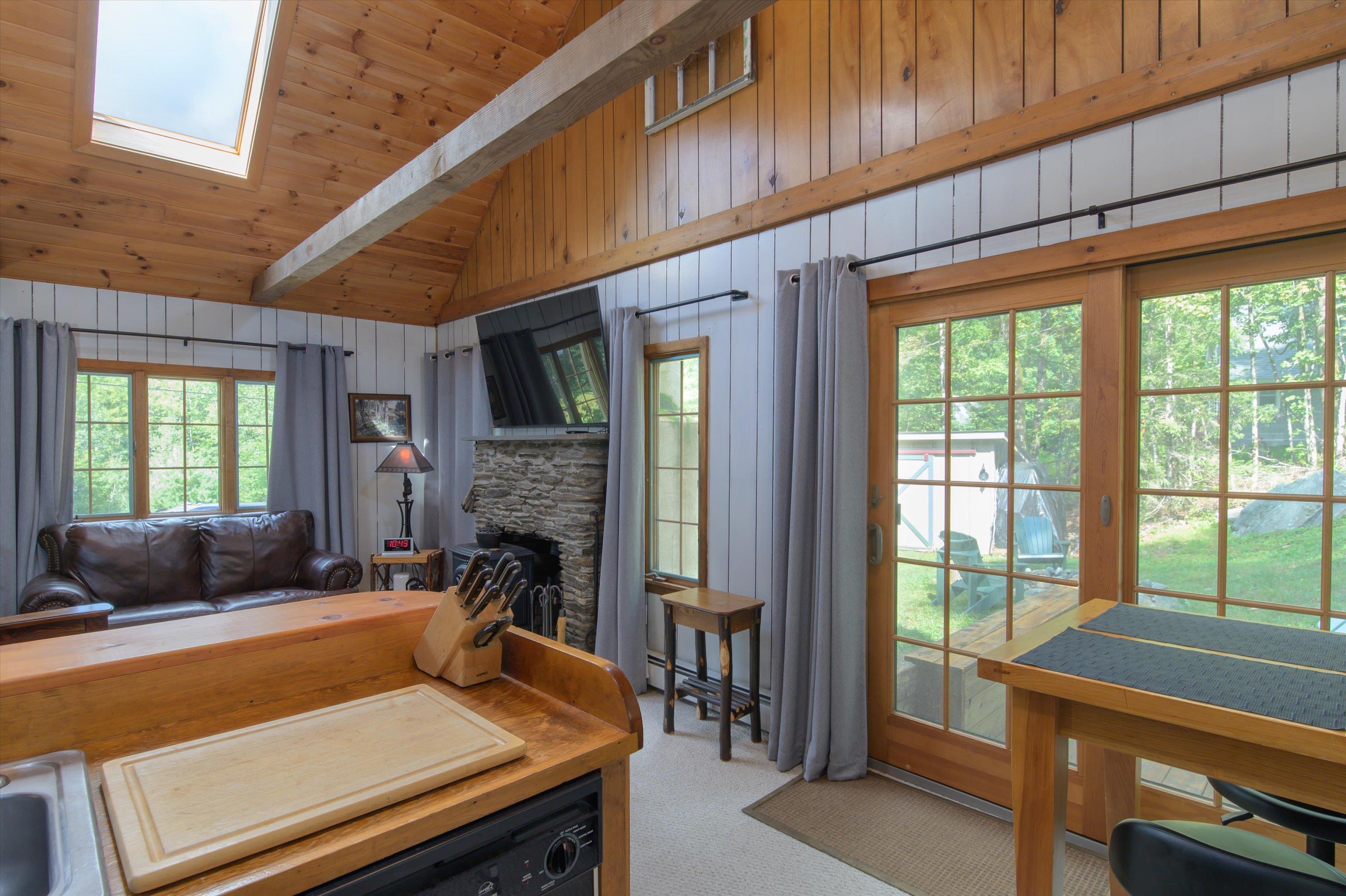 398 Tallwood Circle