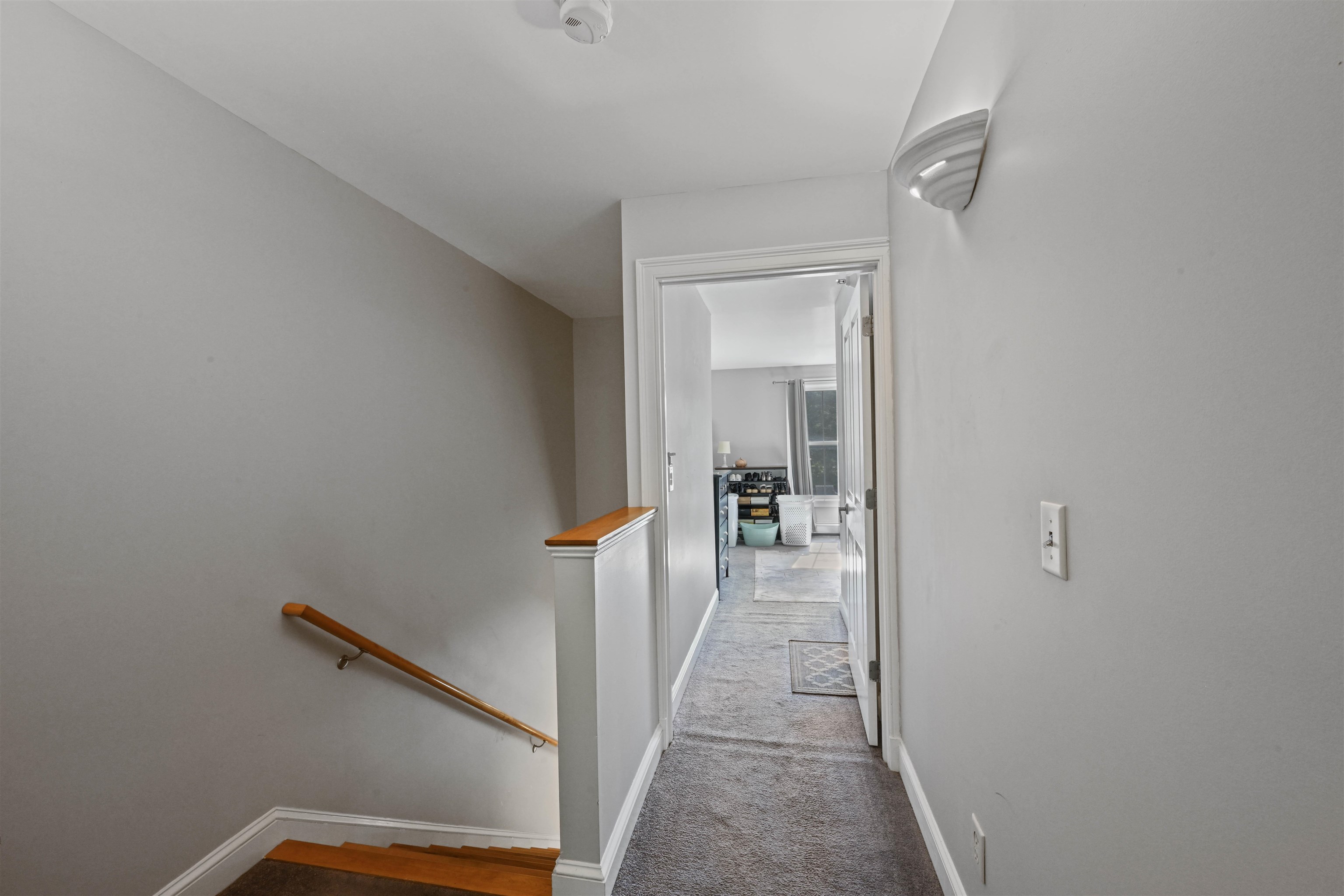 1044 North Avenue Unit: 8