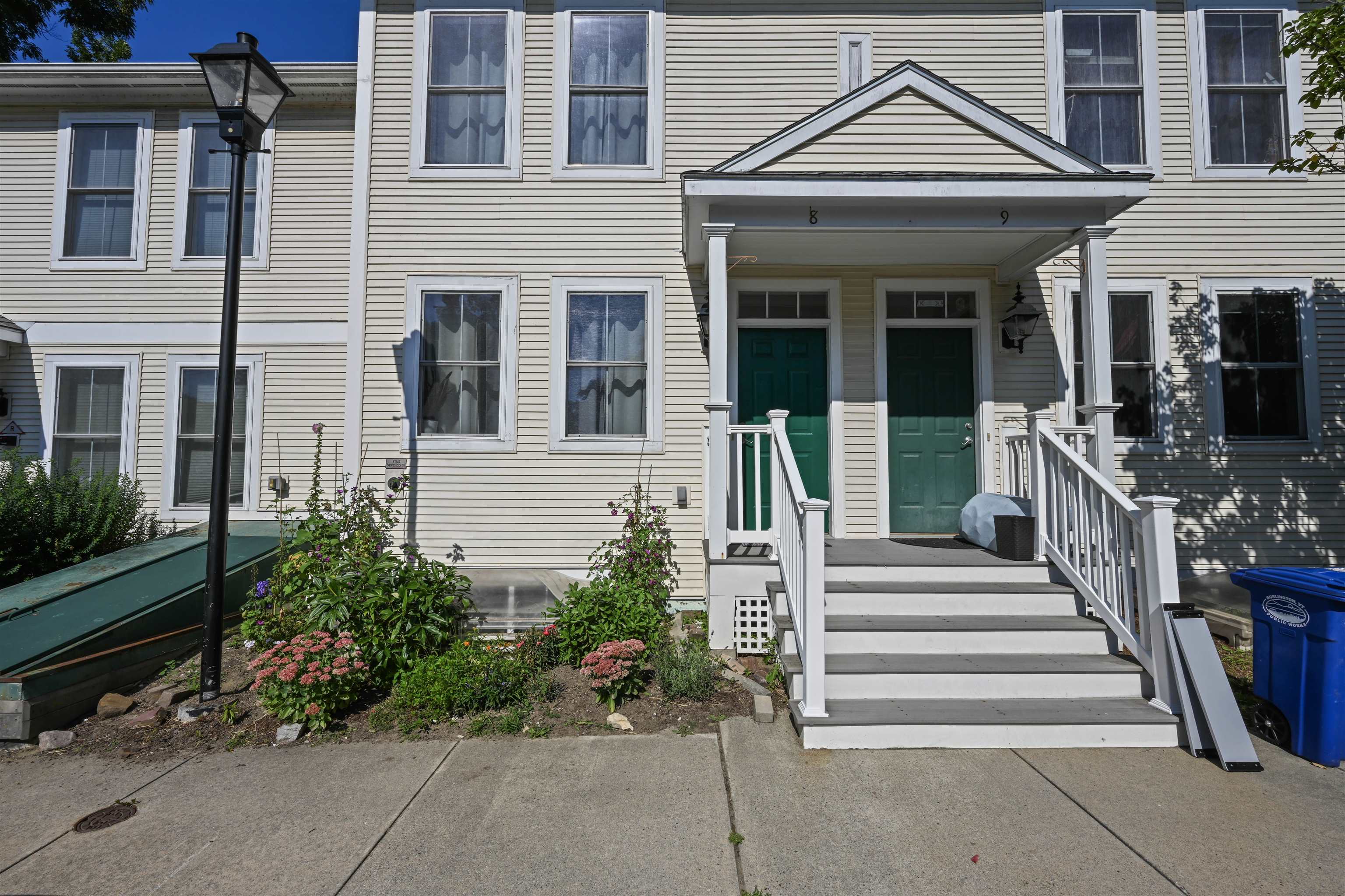 1044 North Avenue Unit: 8