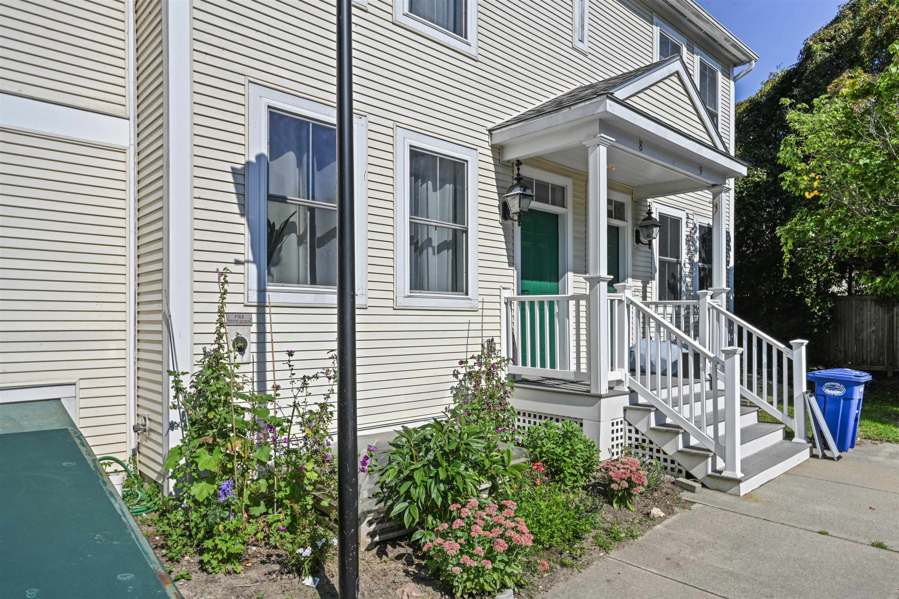 1044 North Avenue Unit: 8