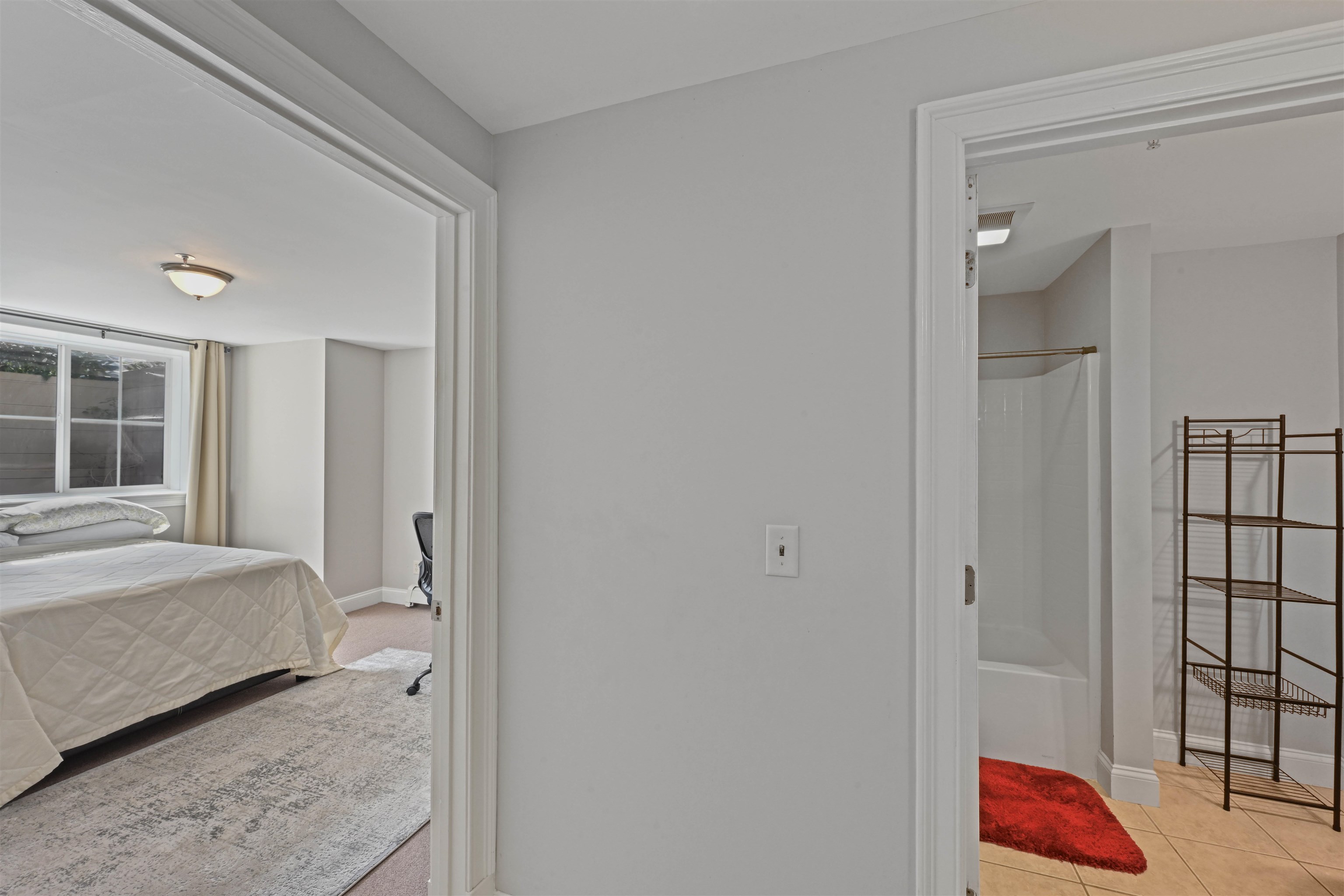 1044 North Avenue Unit: 8