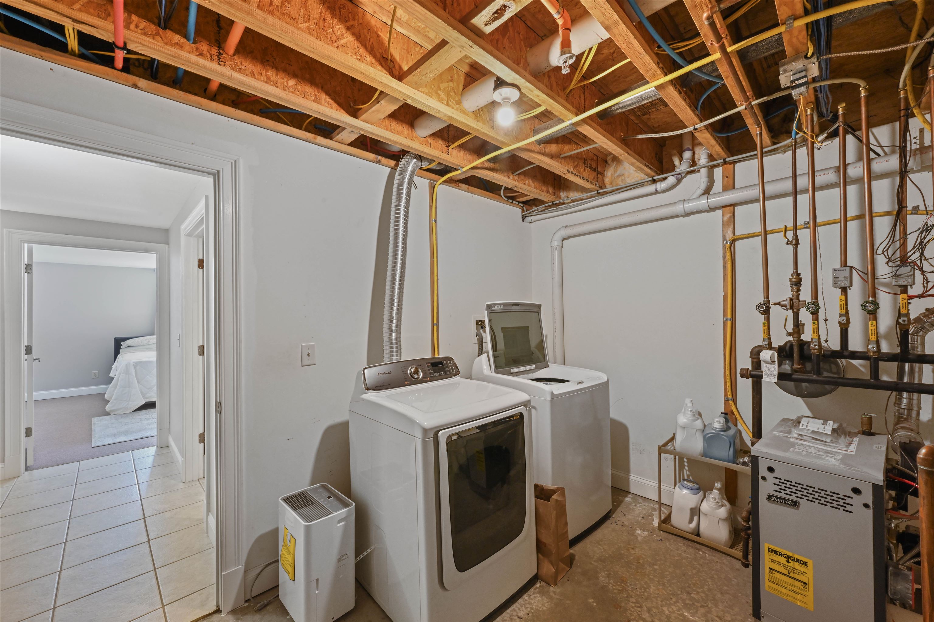 1044 North Avenue Unit: 8
