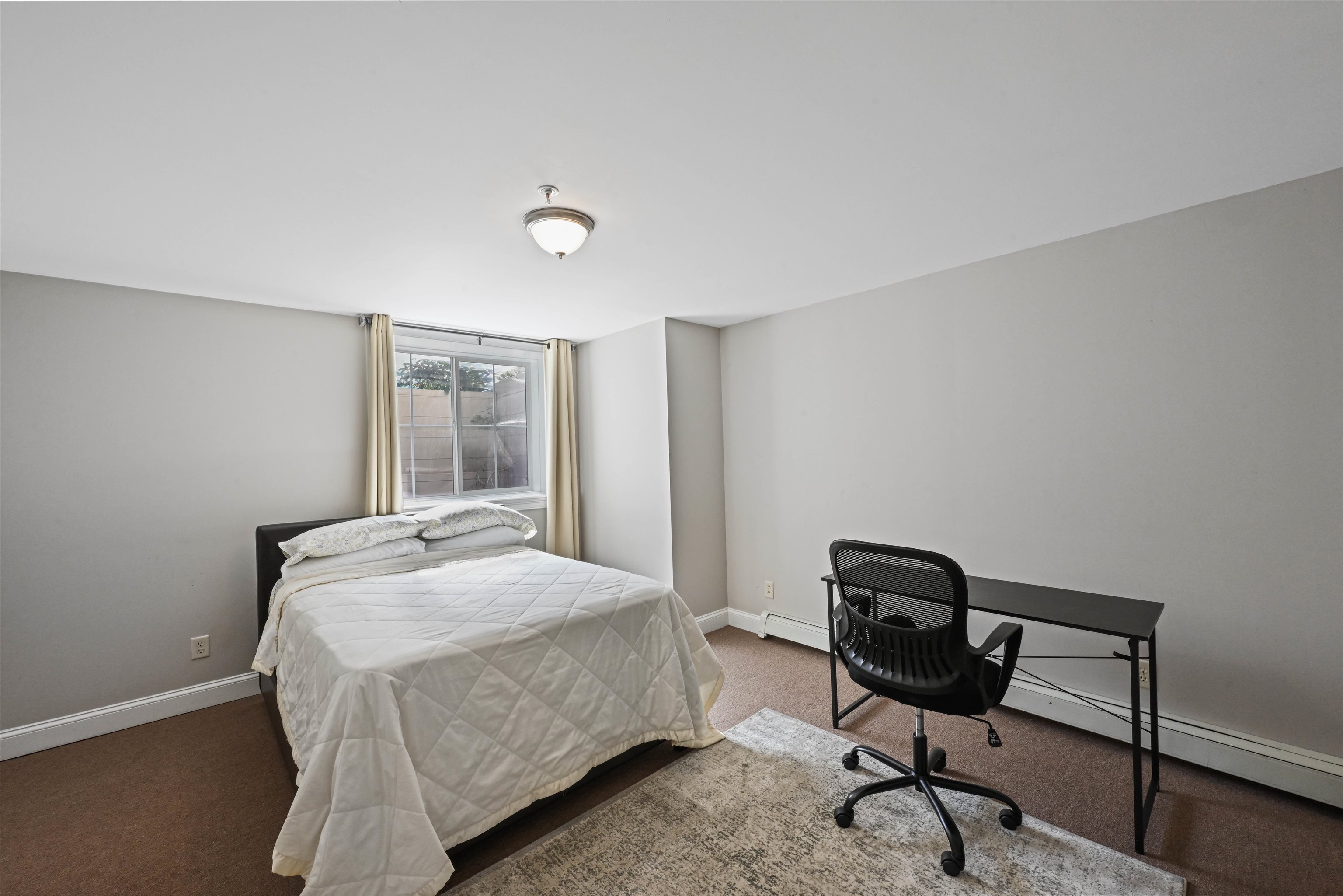 1044 North Avenue Unit: 8