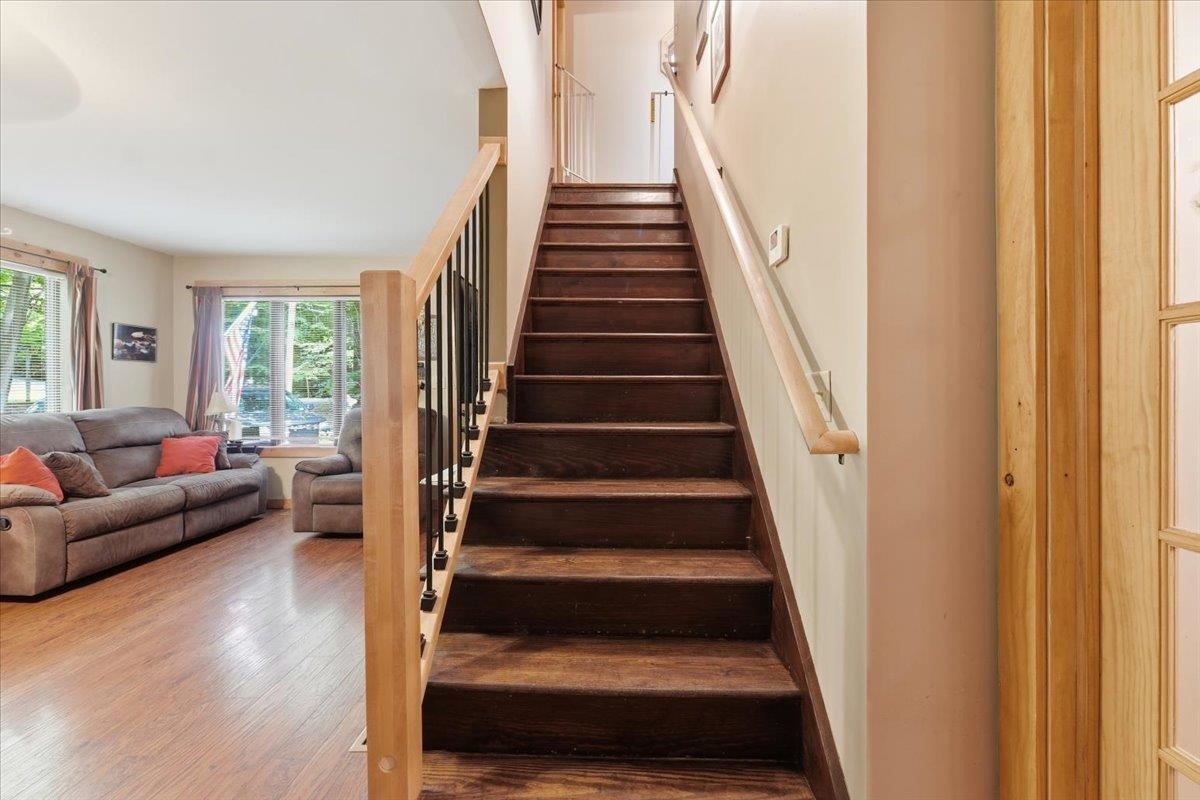 17 Forest Ridge Road