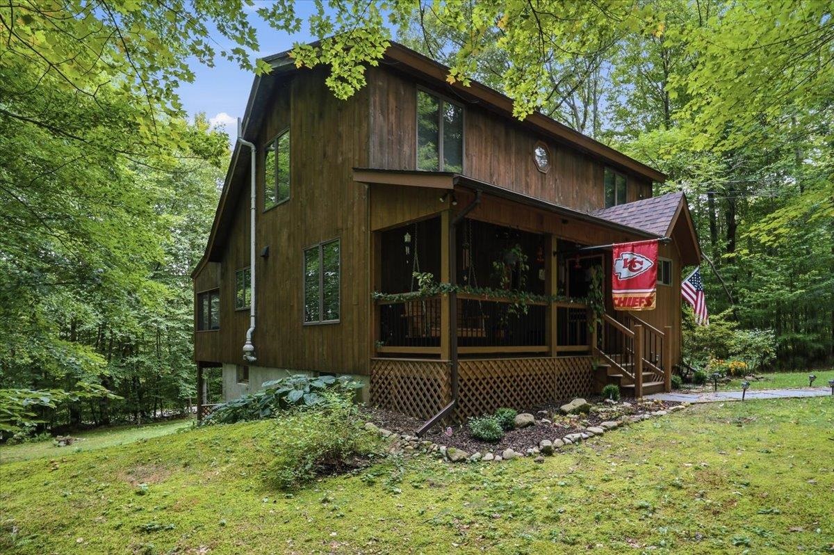 17 Forest Ridge Road