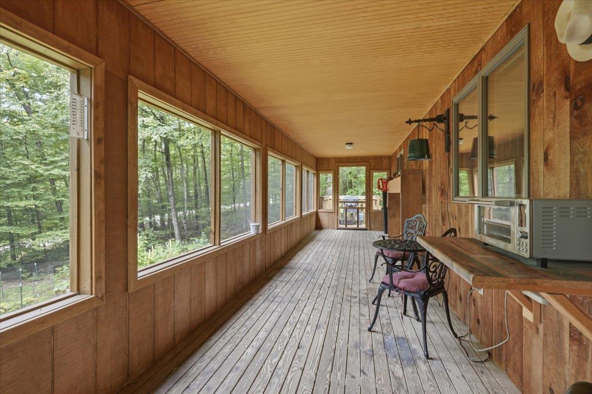 17 Forest Ridge Road