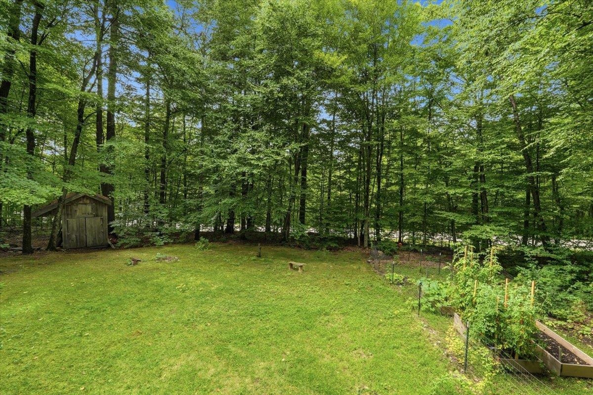 17 Forest Ridge Road