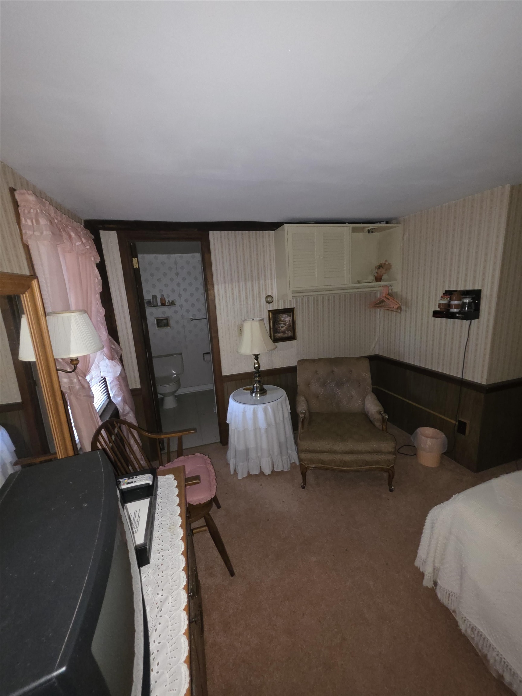 5549 Main Street