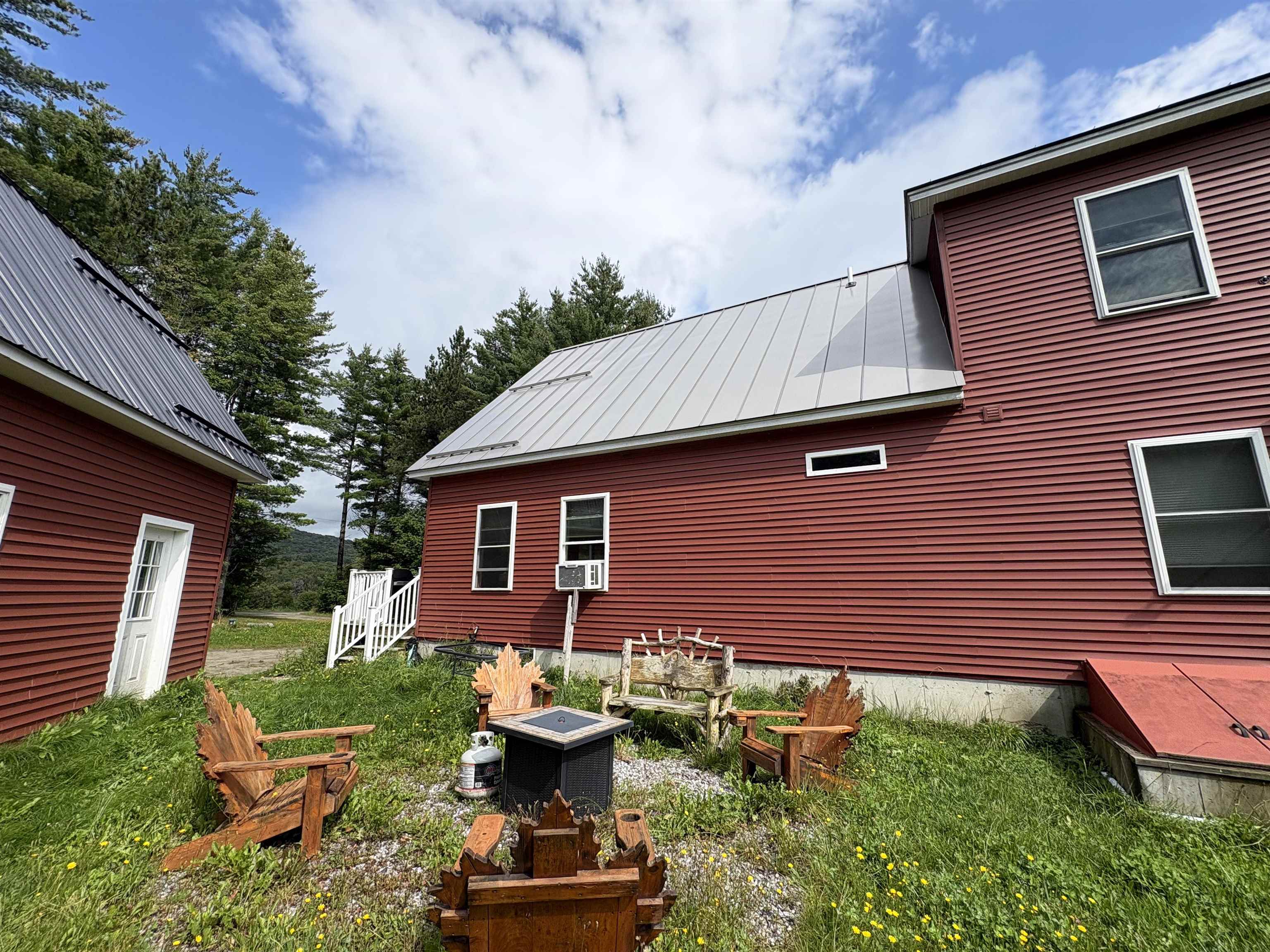 390 Green Hill Road