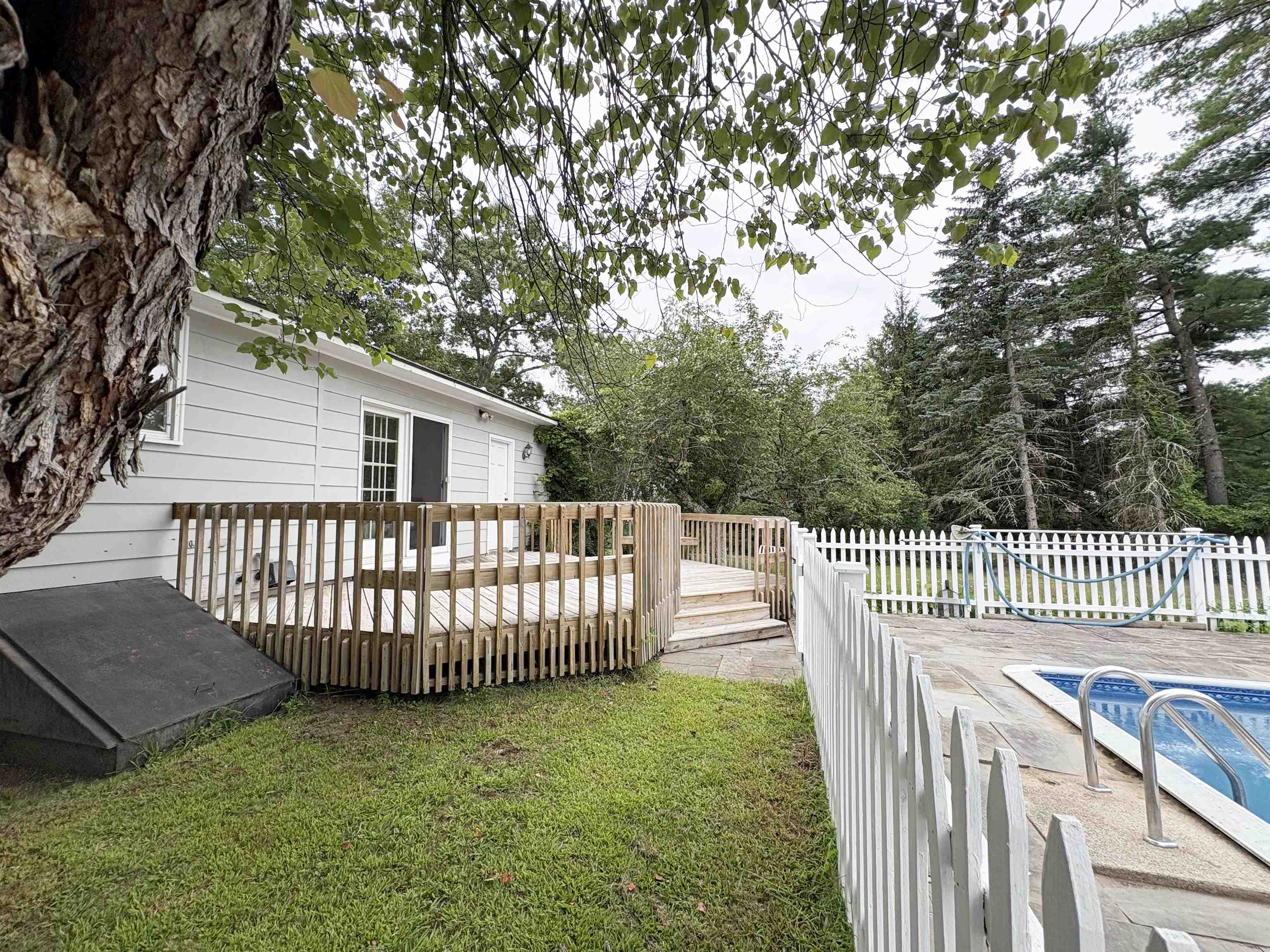 3 Valleyview Drive