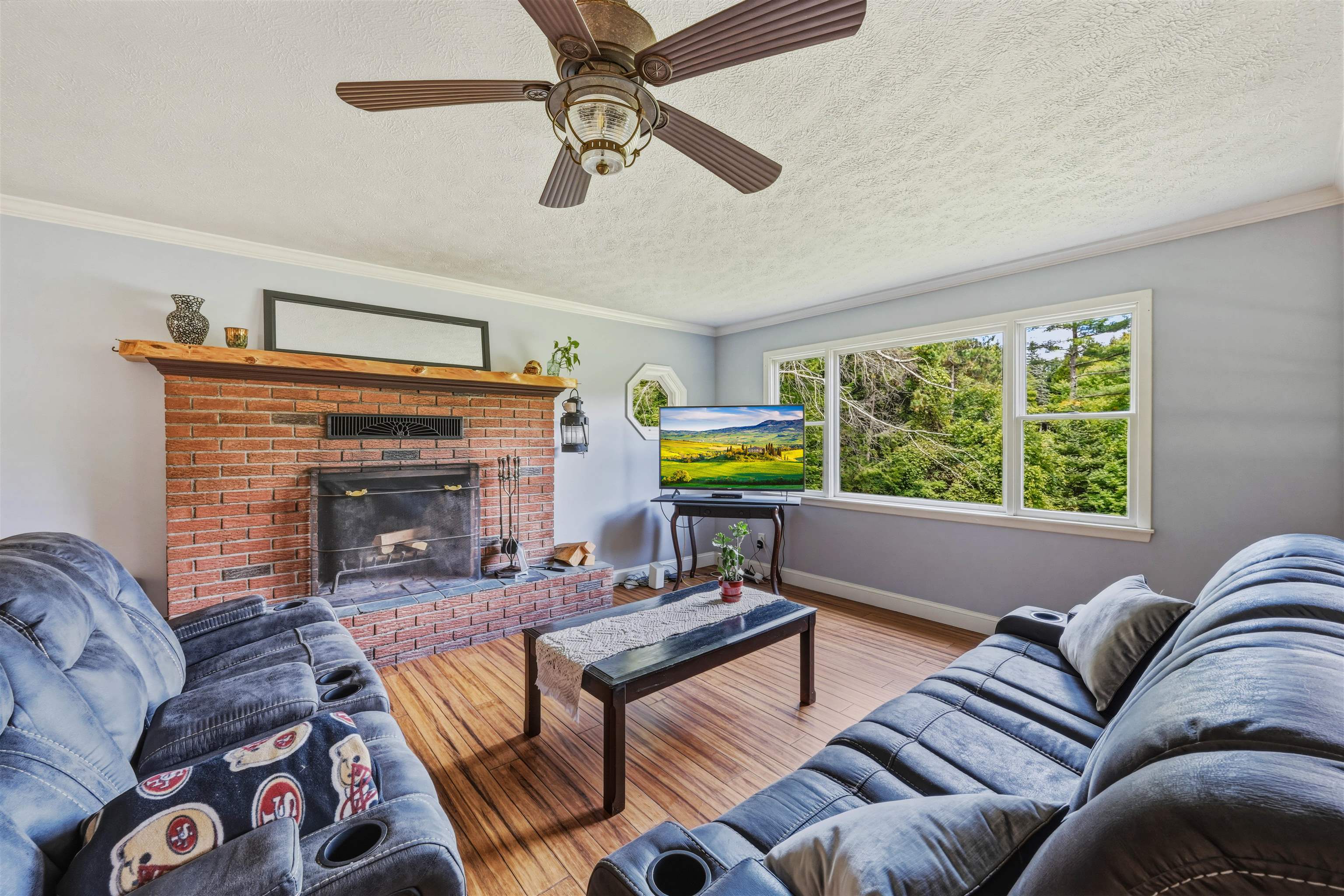 1190 Huntington Road