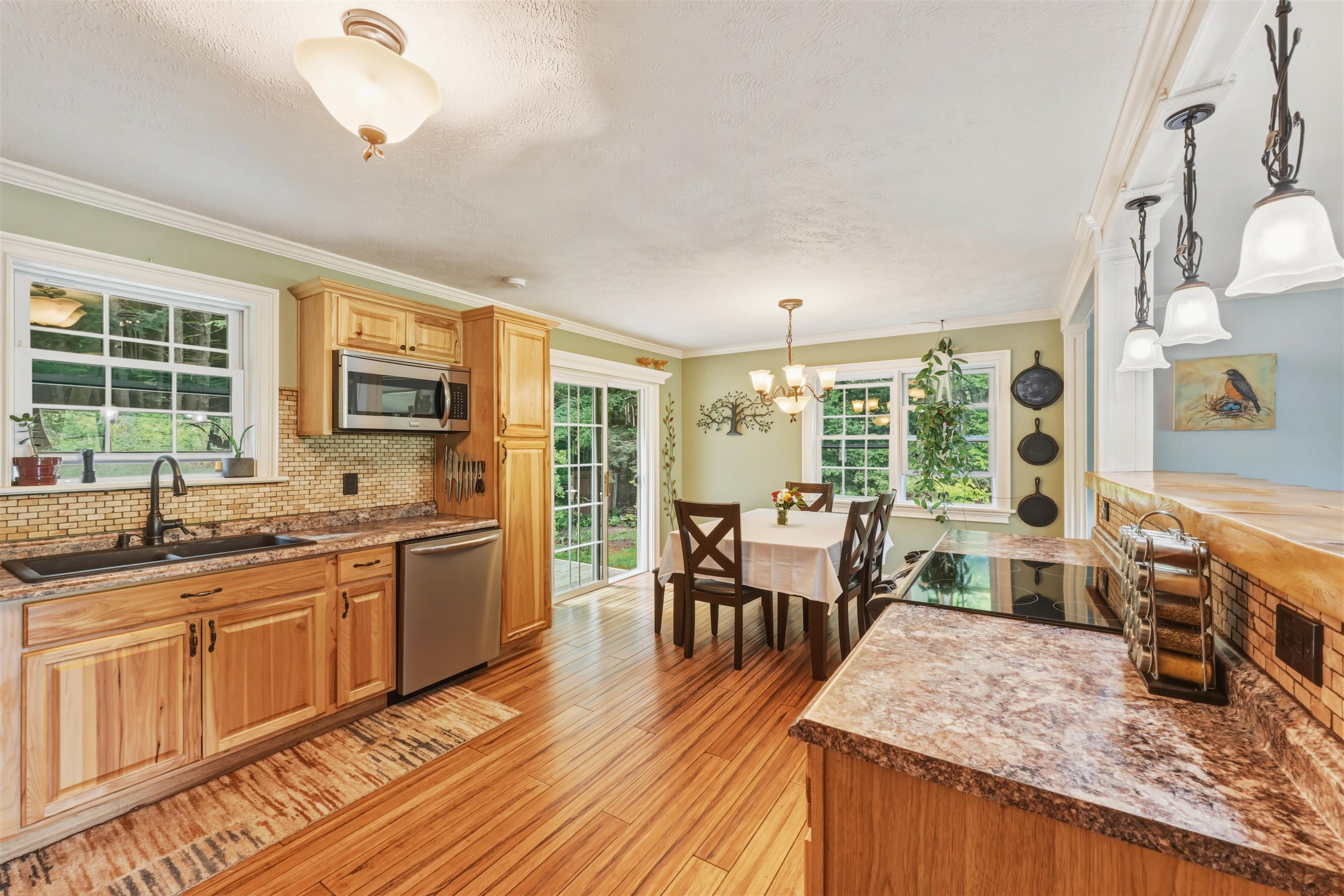 1190 Huntington Road