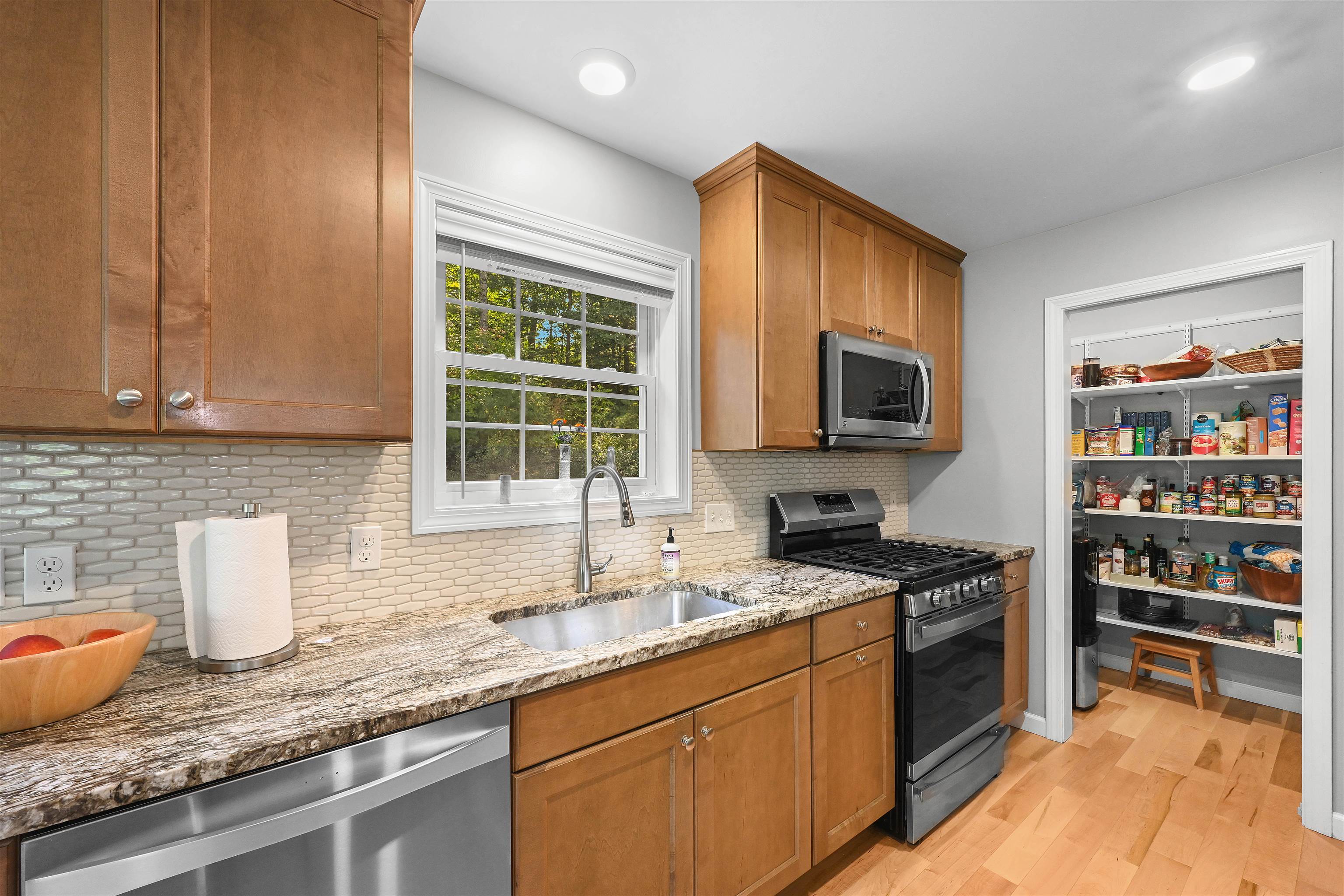151 Colden Road
