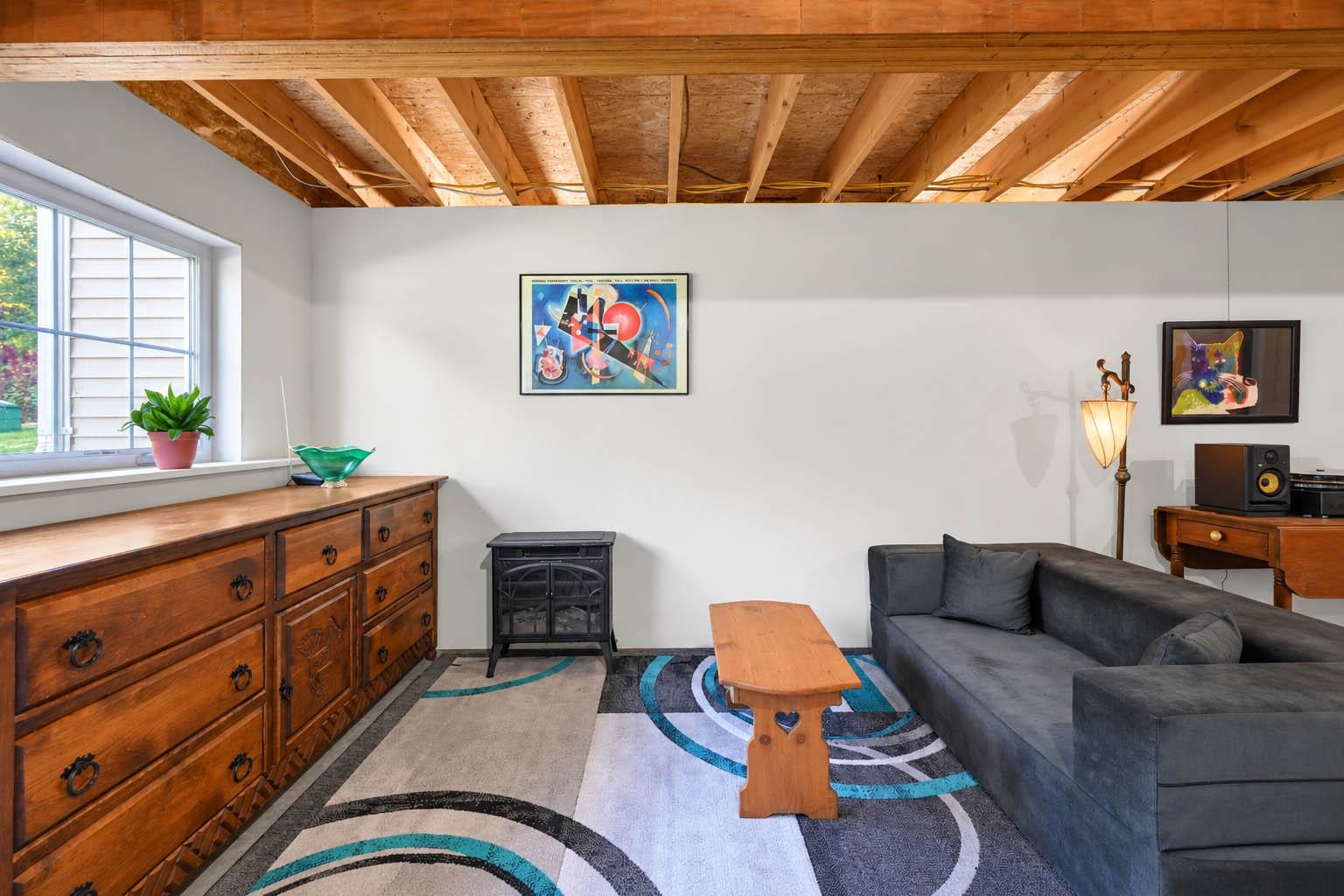 151 Colden Road