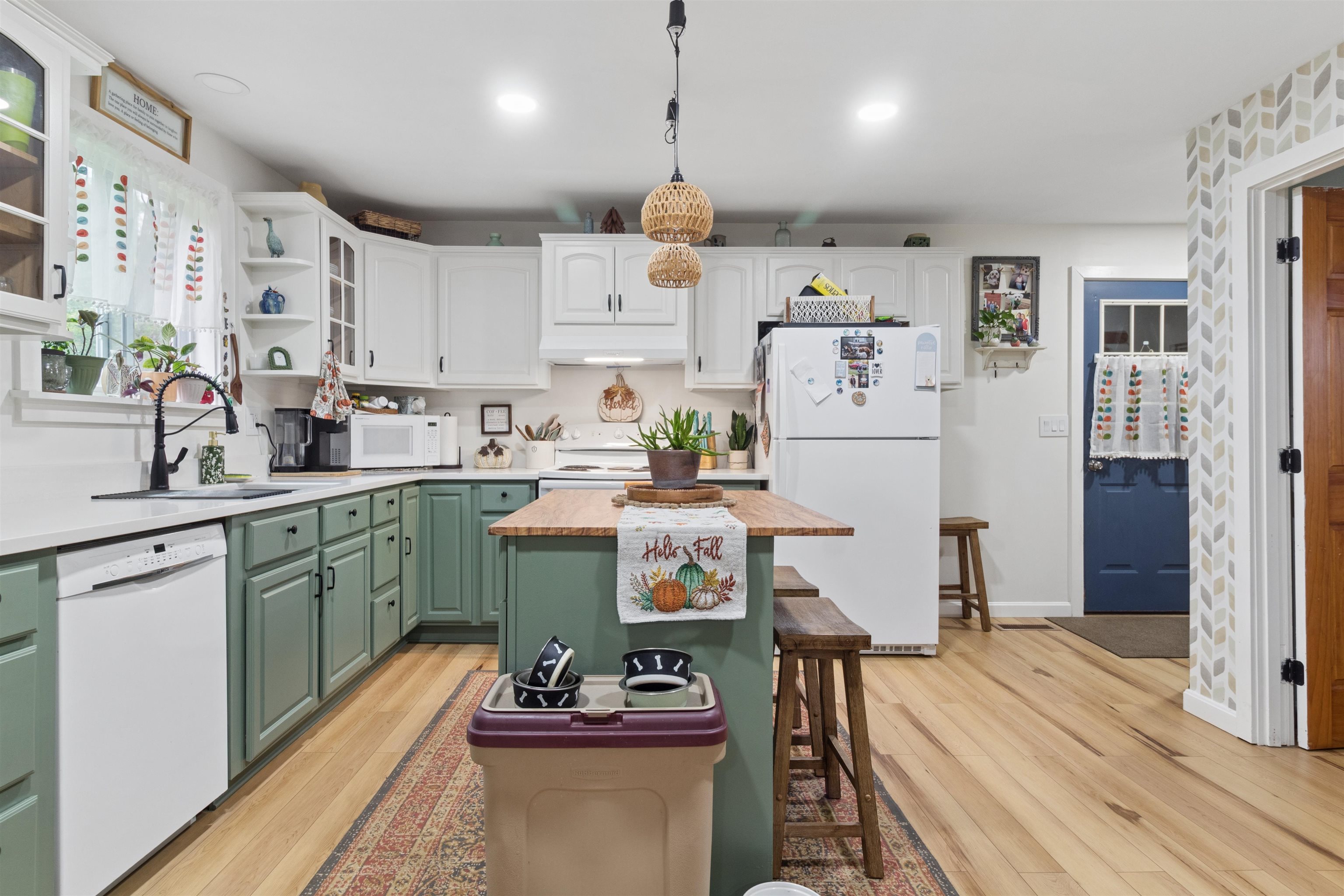 291 Sam Webb Road