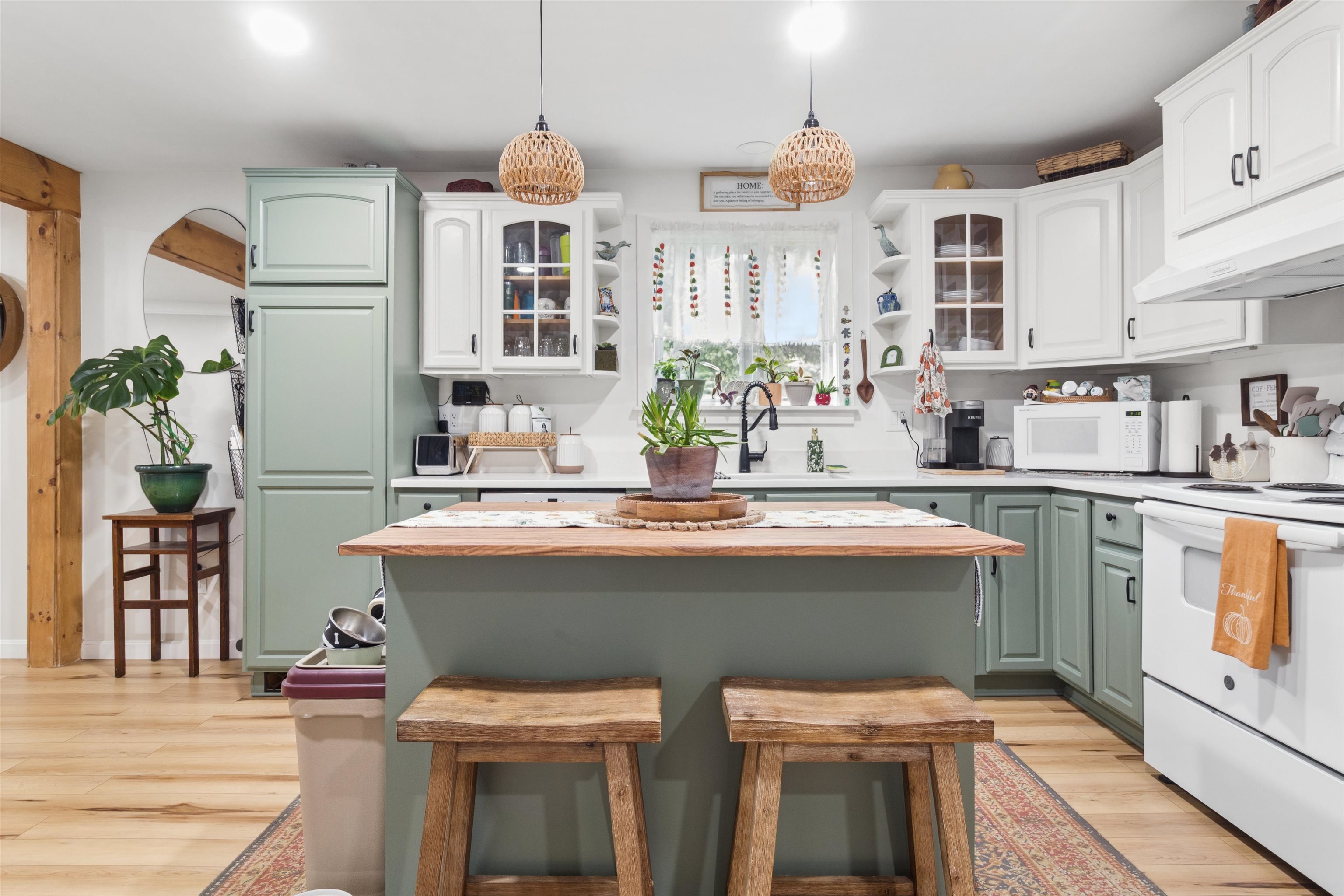 291 Sam Webb Road