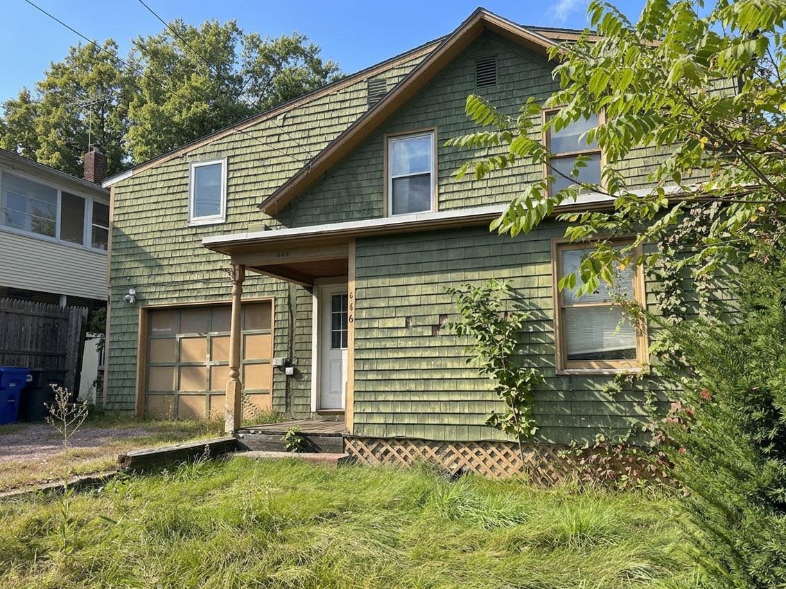 446 Colchester Avenue