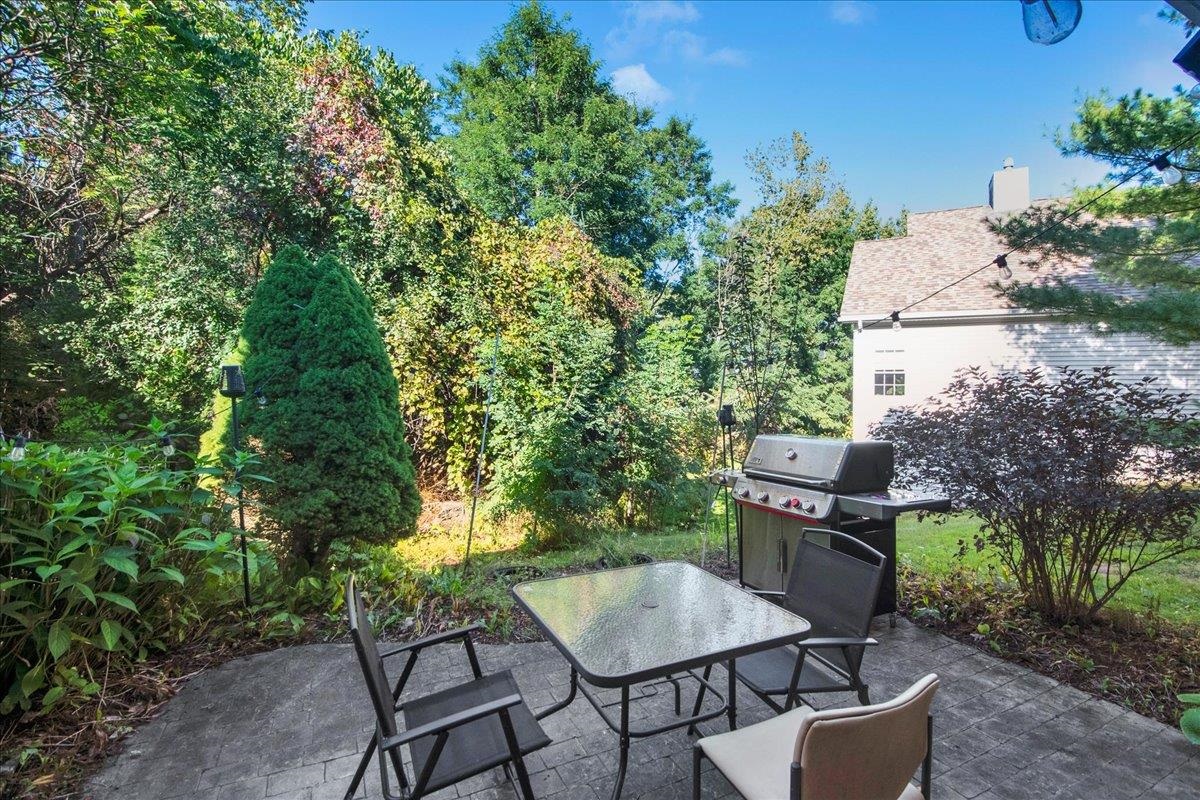 14 Fieldstone Drive