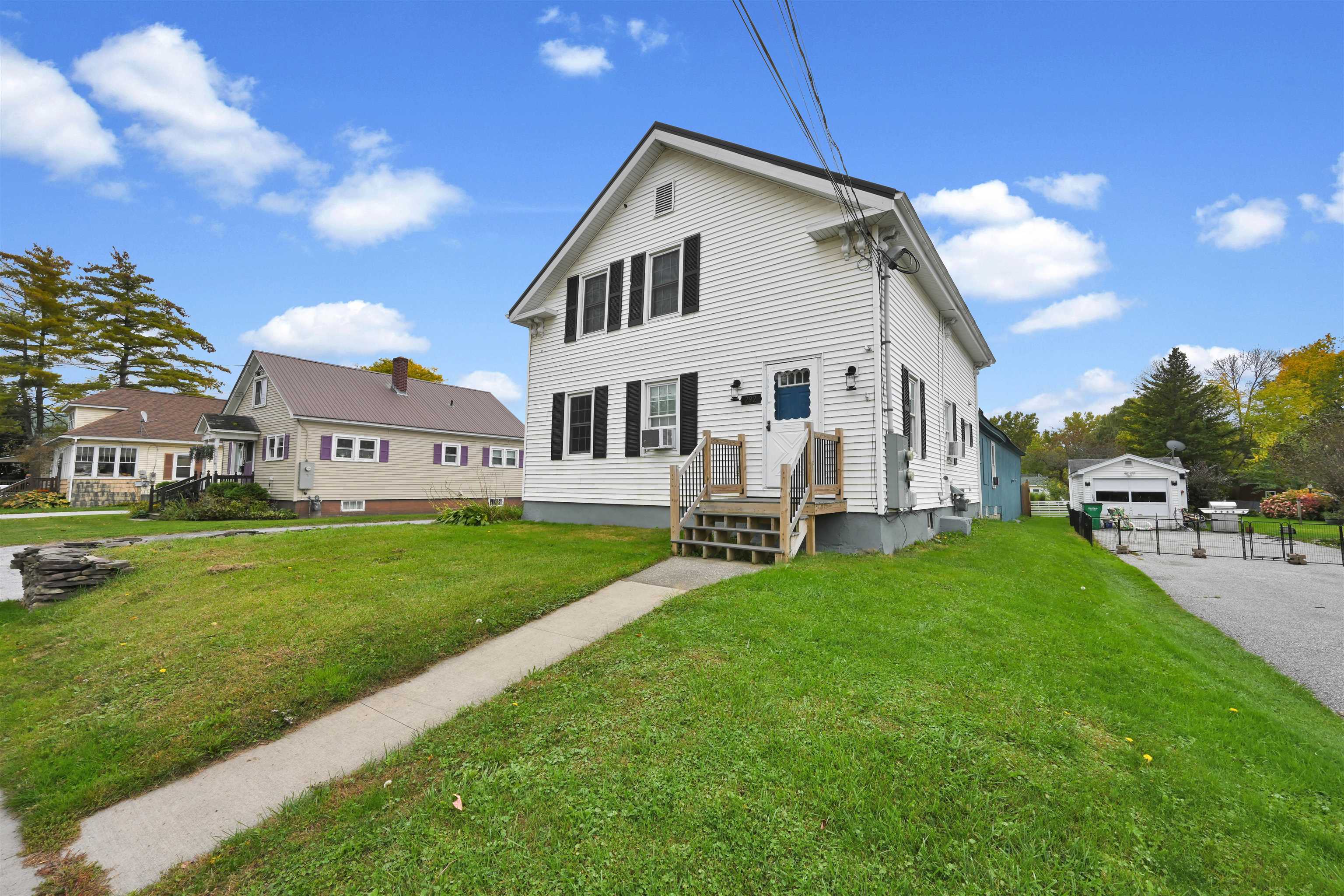 292 Lake Street
