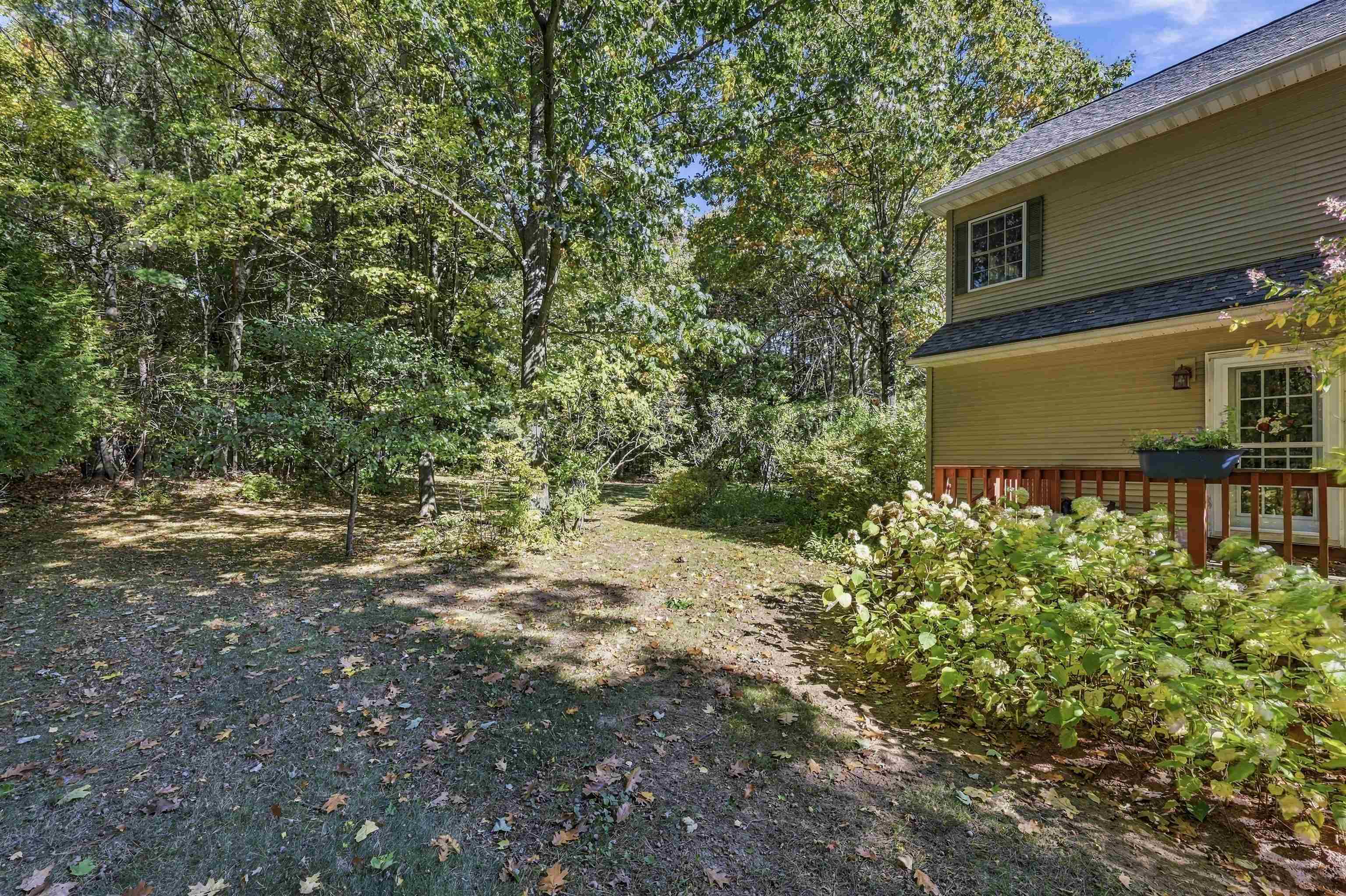 6 Donald Drive