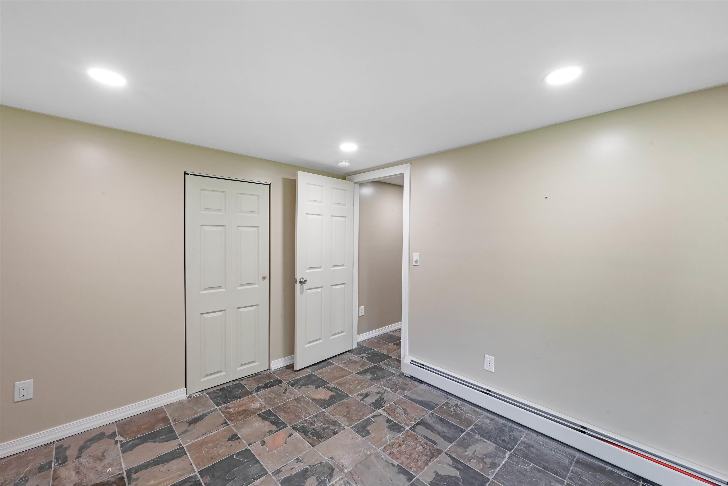 5 Lexington Green Street