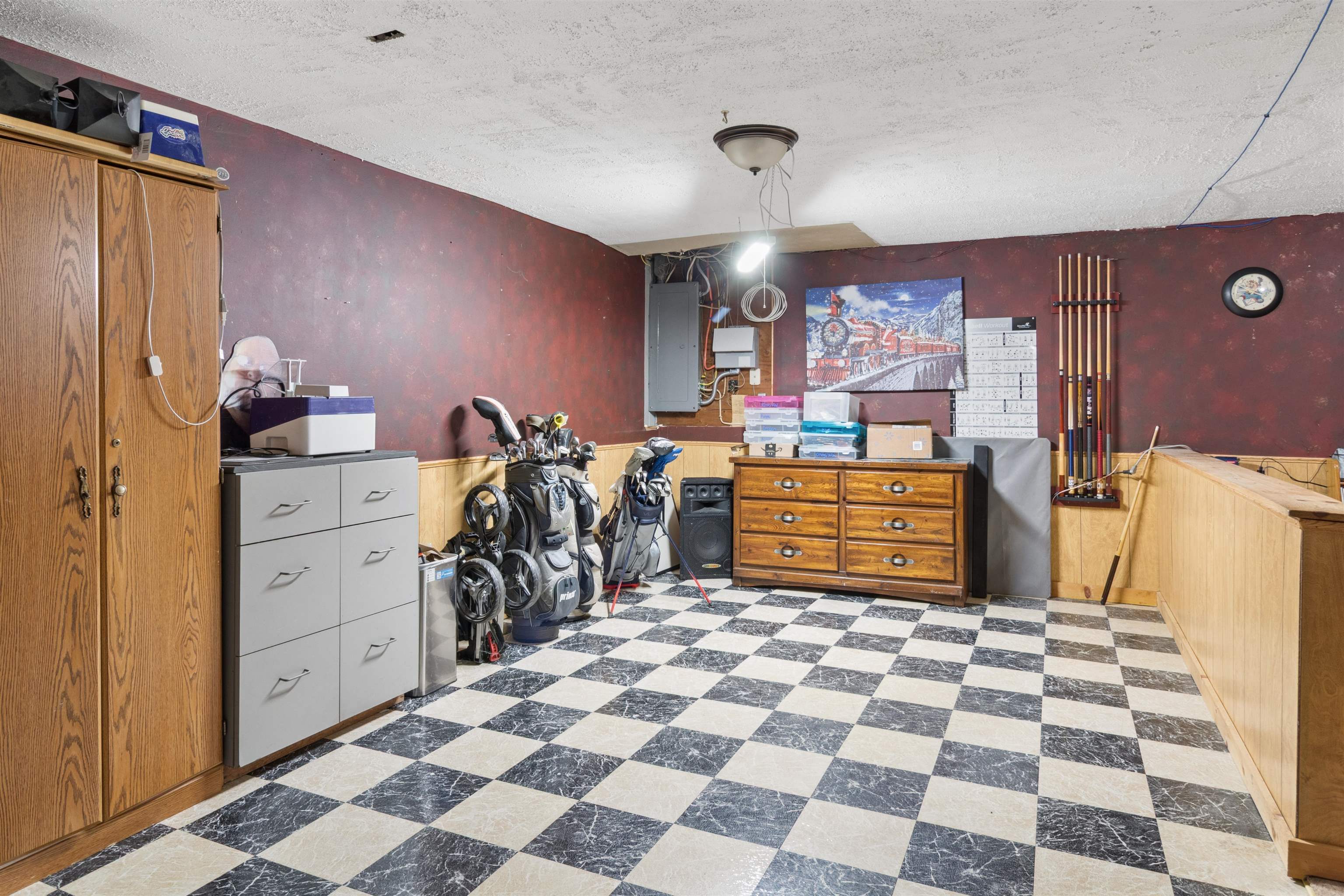 373 East Roxbury Road