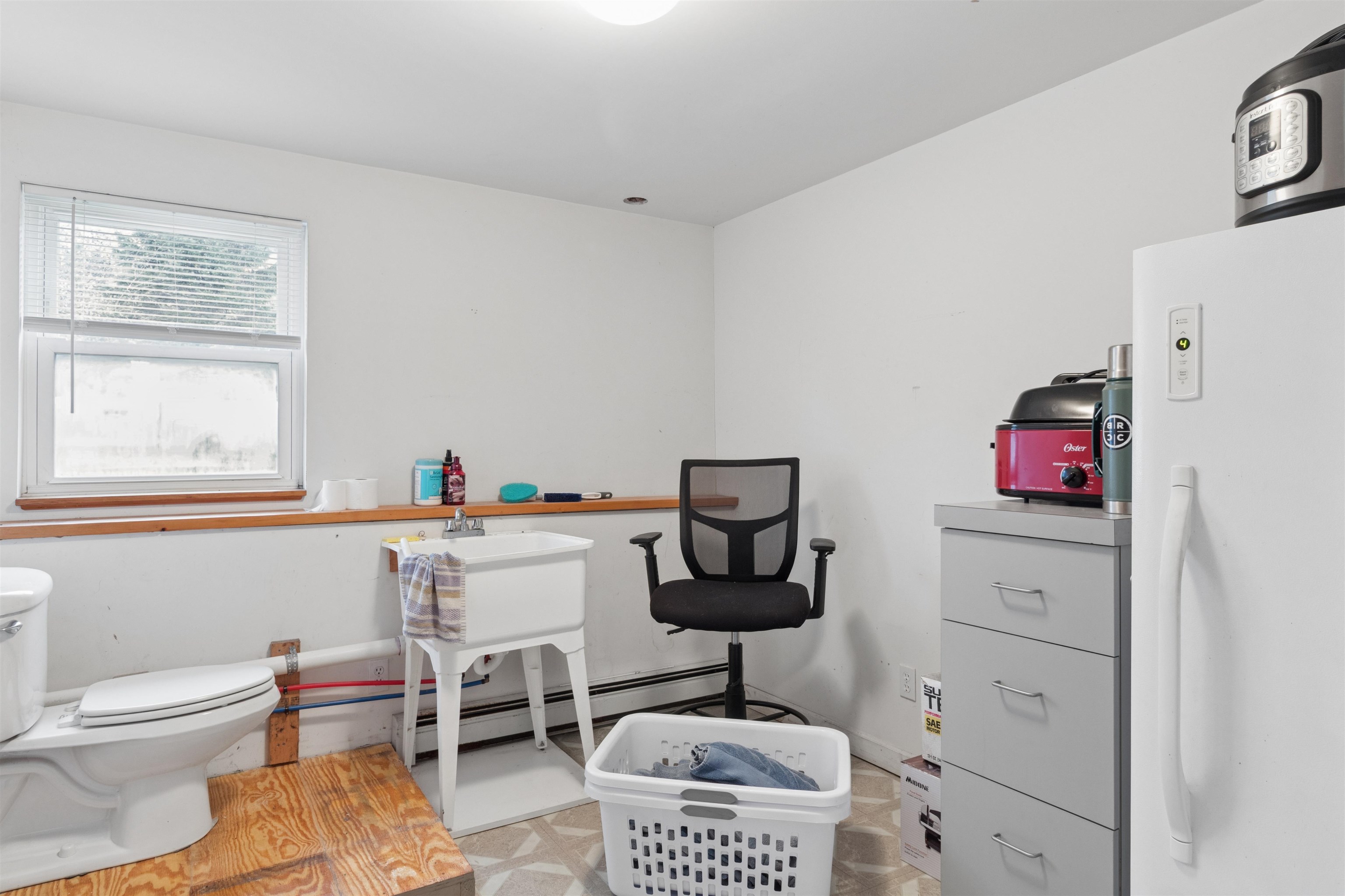 373 East Roxbury Road