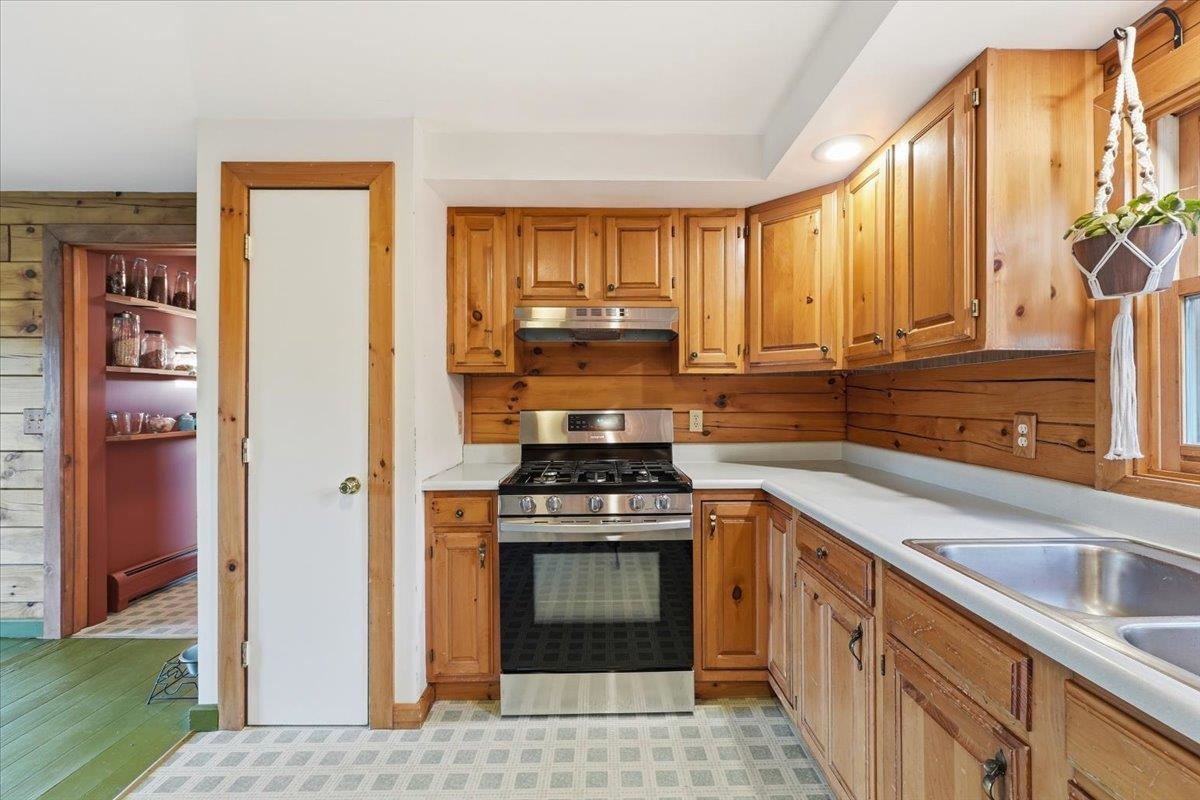 391 Bailey Hazen W Road
