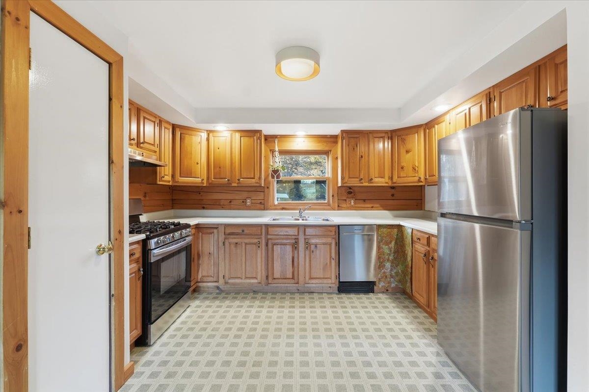 391 Bailey Hazen W Road