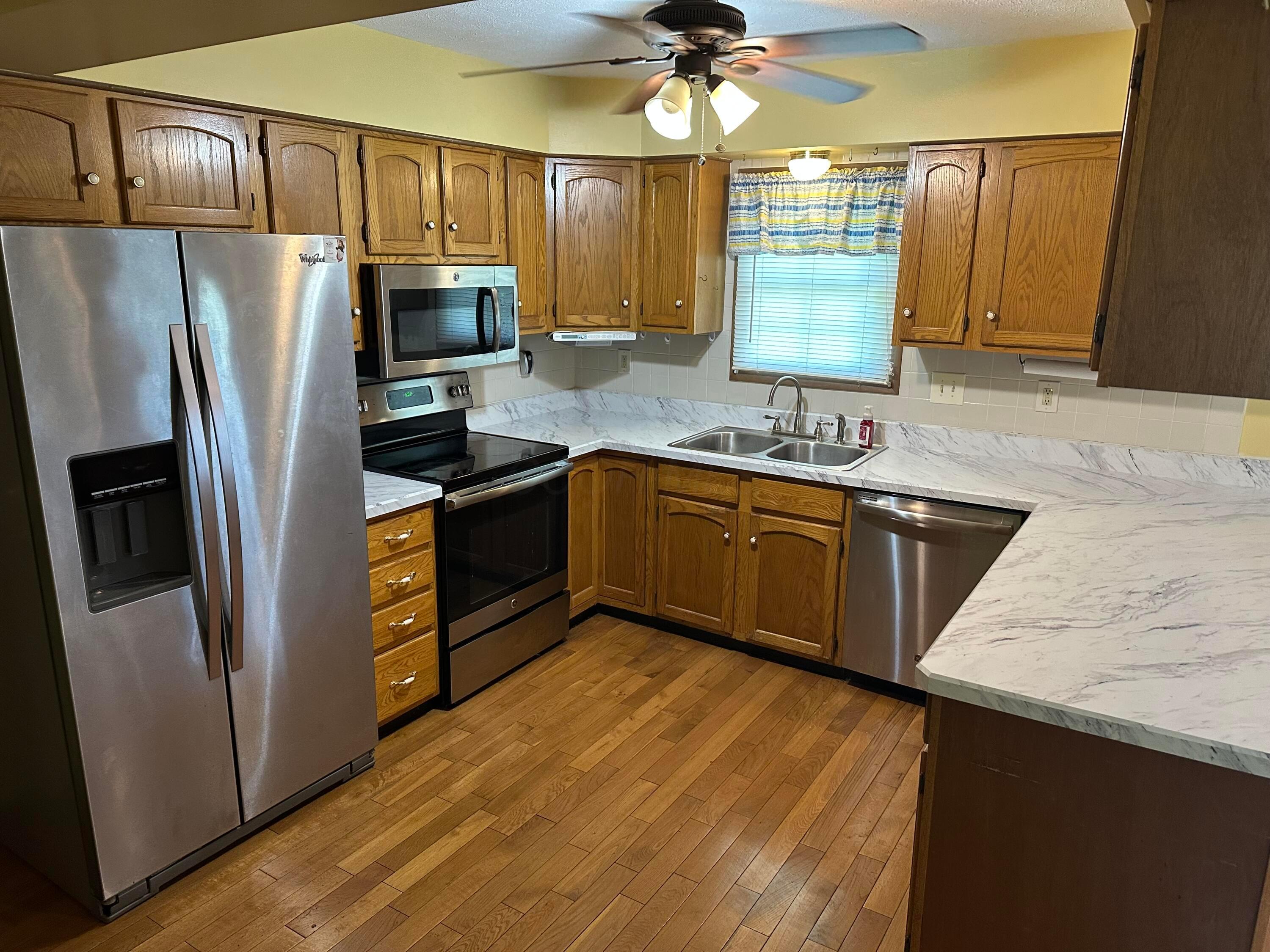 2335 W Choctaw Drive