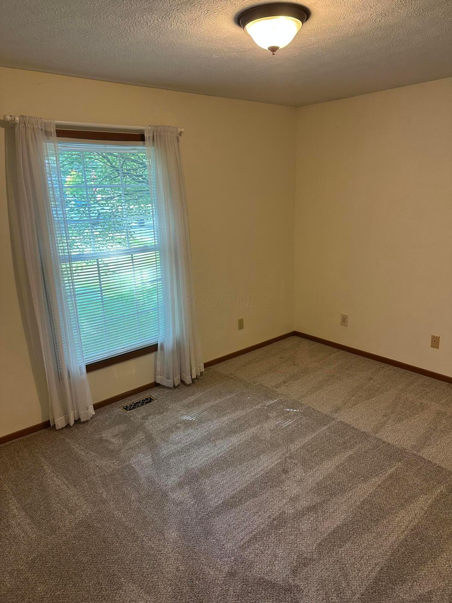 2335 W Choctaw Drive