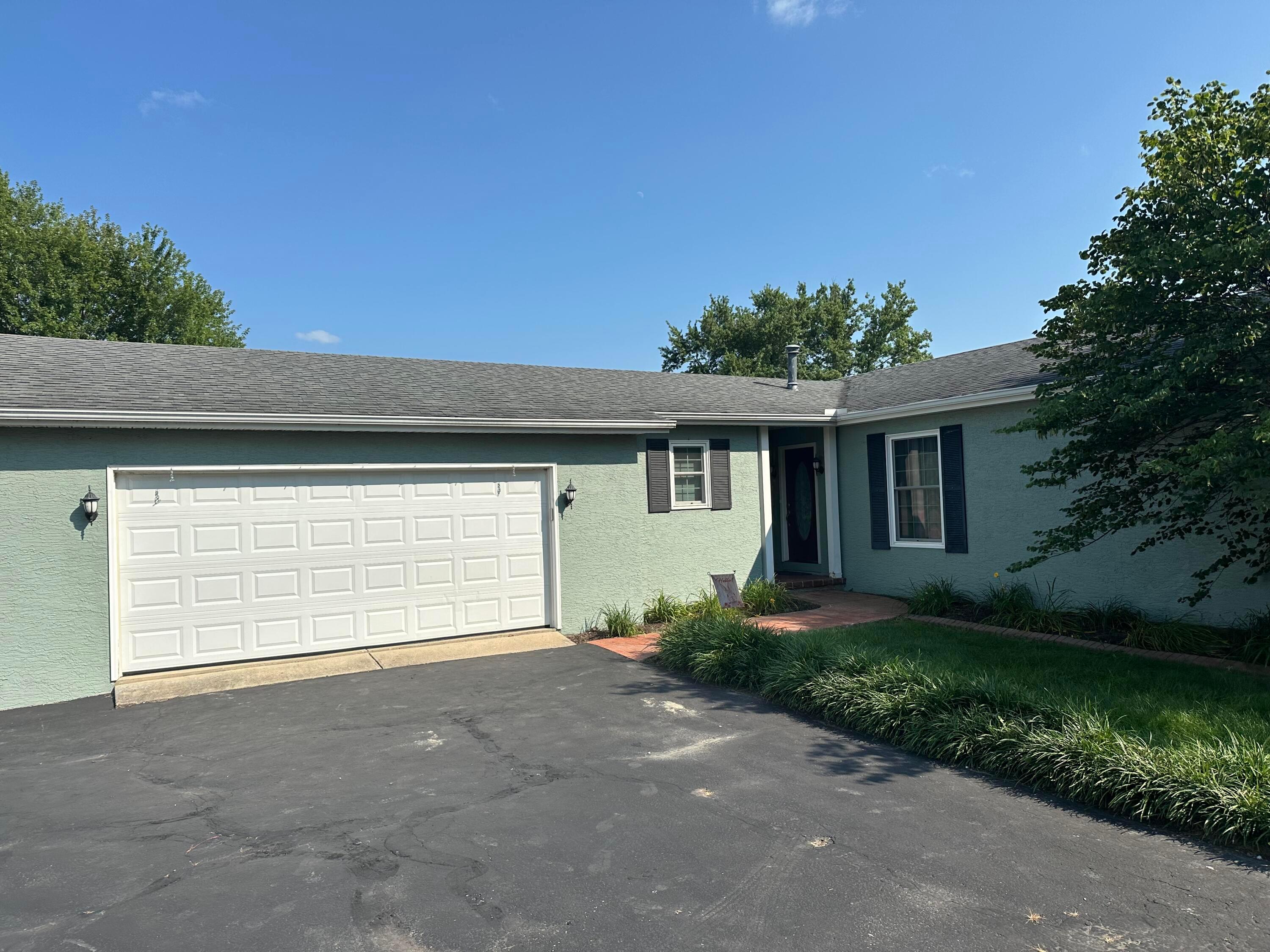 2335 W Choctaw Drive