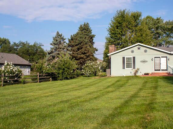 2335 W Choctaw Drive