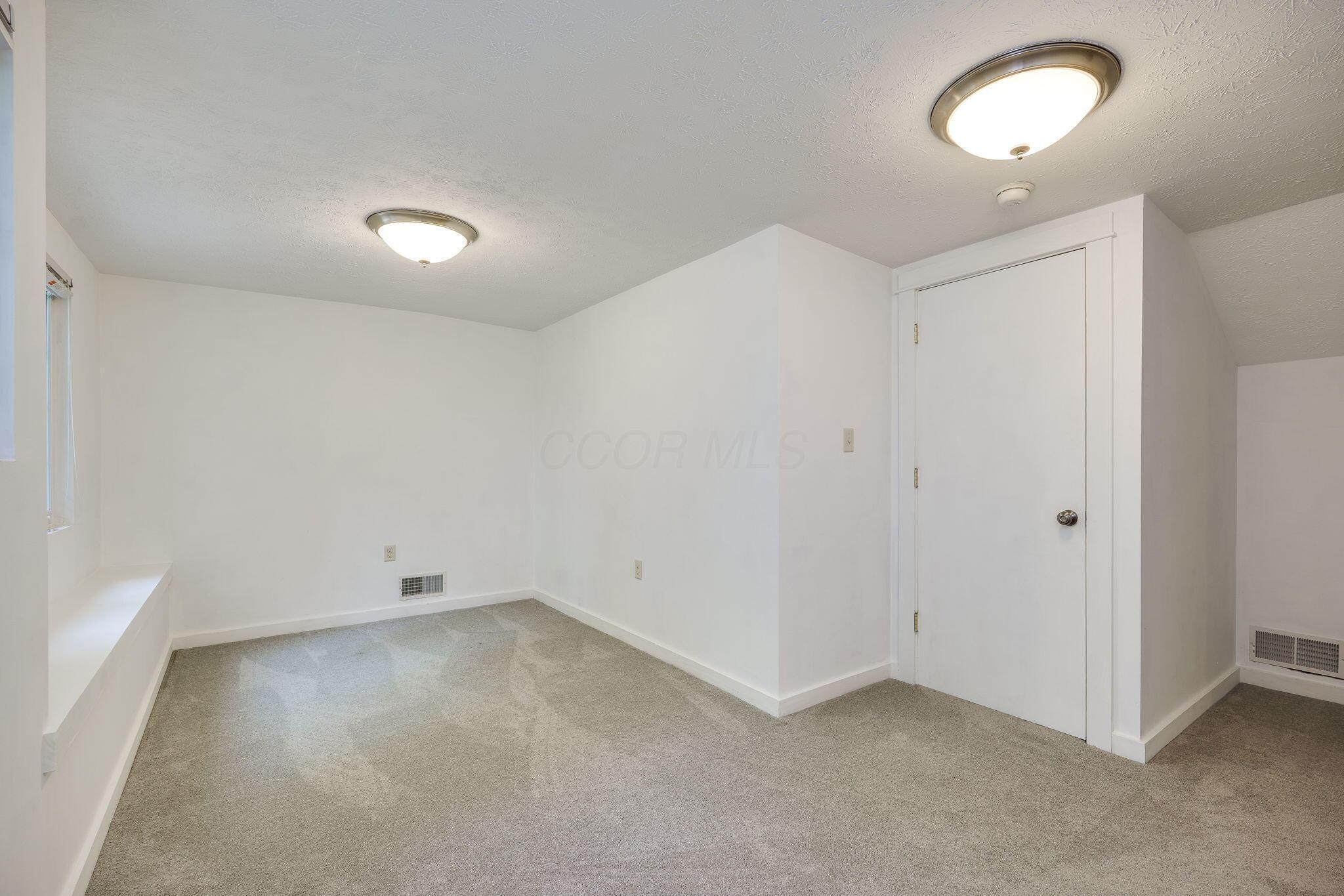 5846 Folkestone Drive
