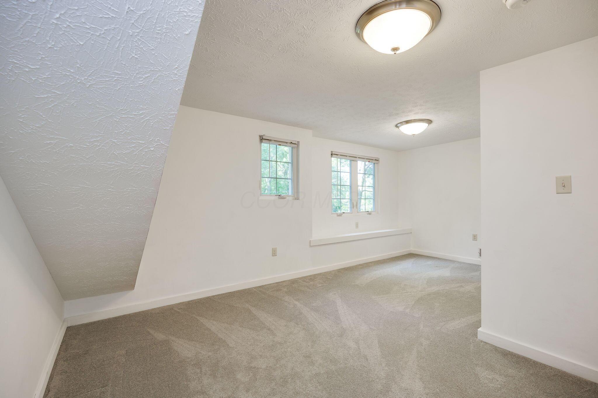 5846 Folkestone Drive