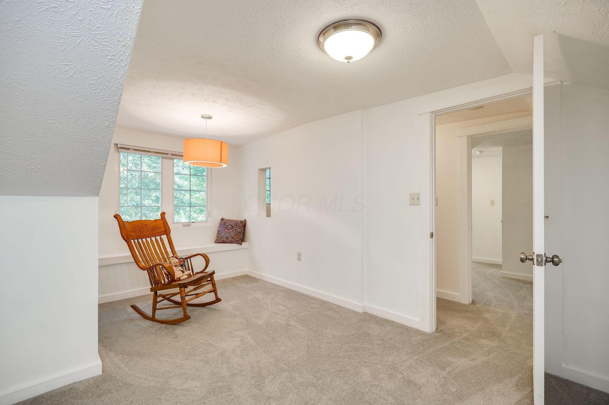 5846 Folkestone Drive