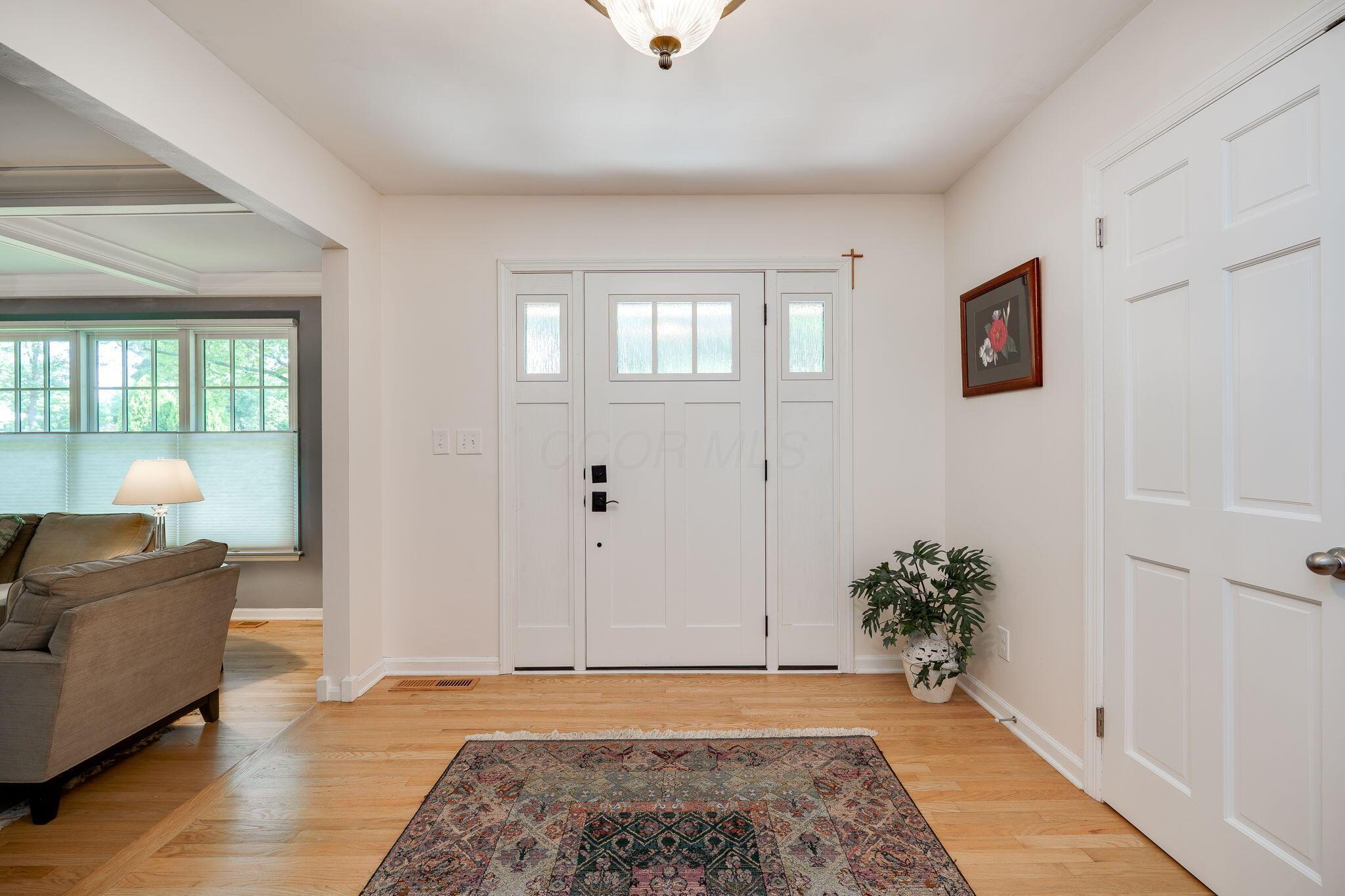 5846 Folkestone Drive