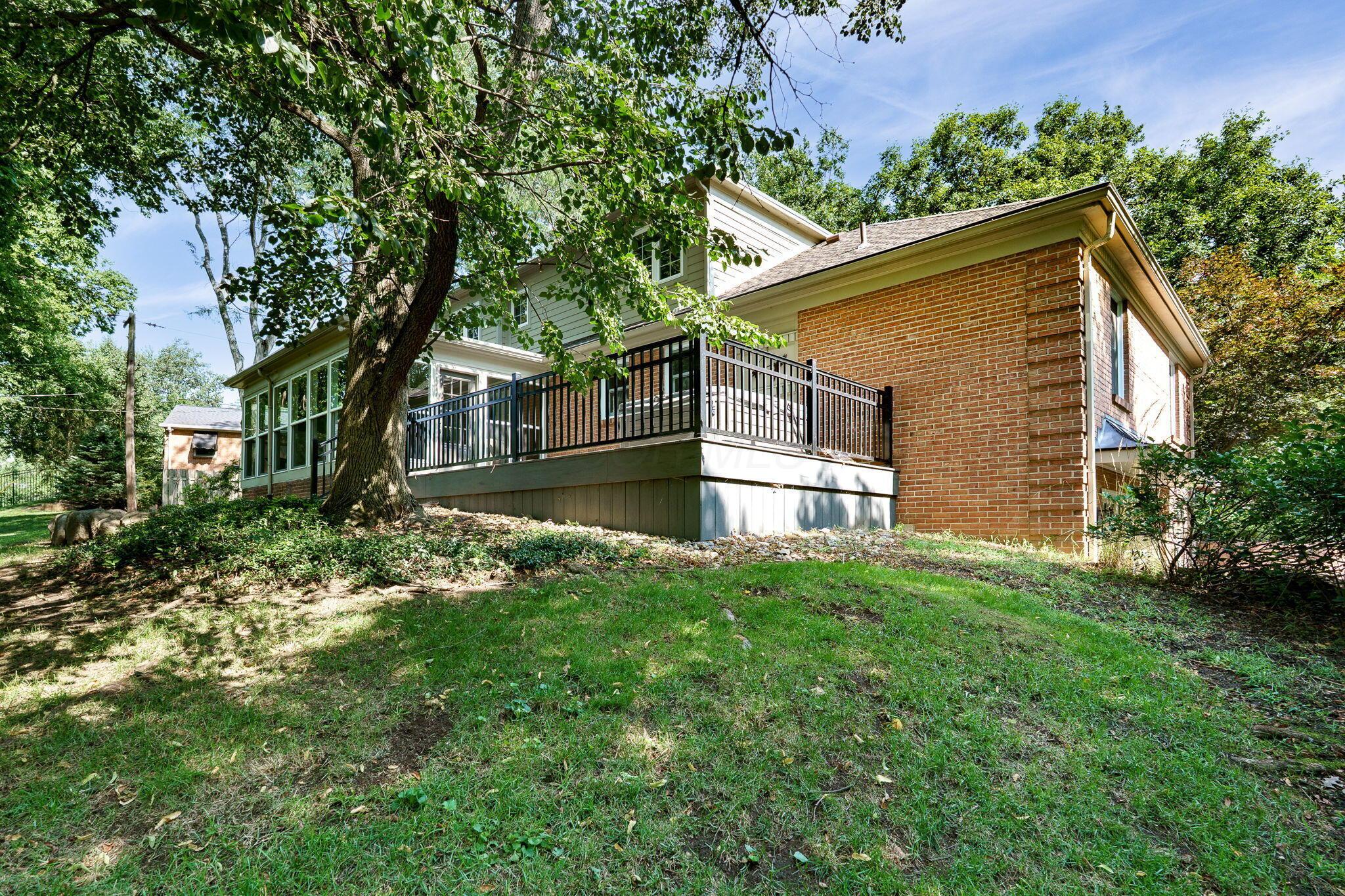 5846 Folkestone Drive