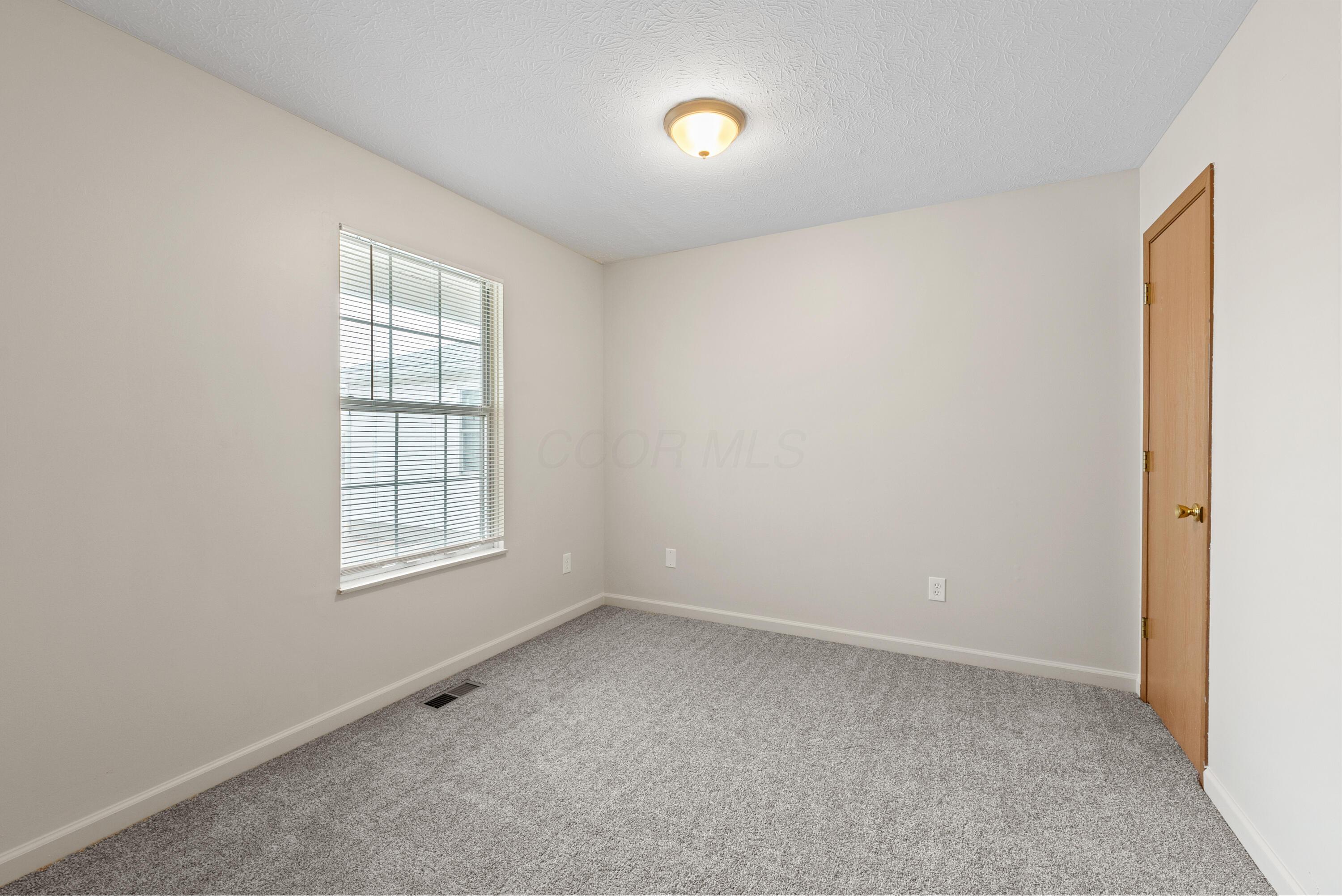 442 Courtland Lane, Pickerington