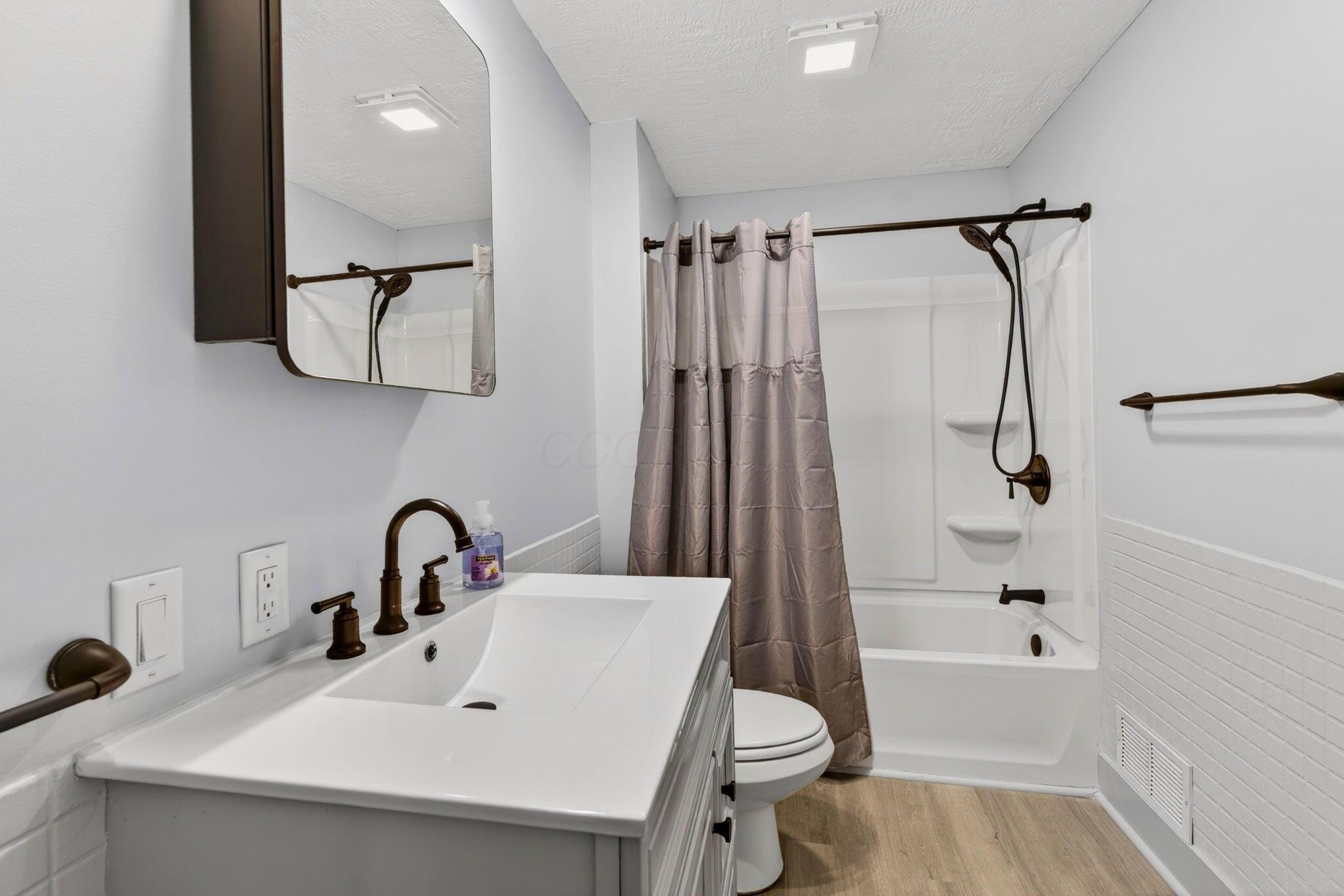 136 Olentangy Street