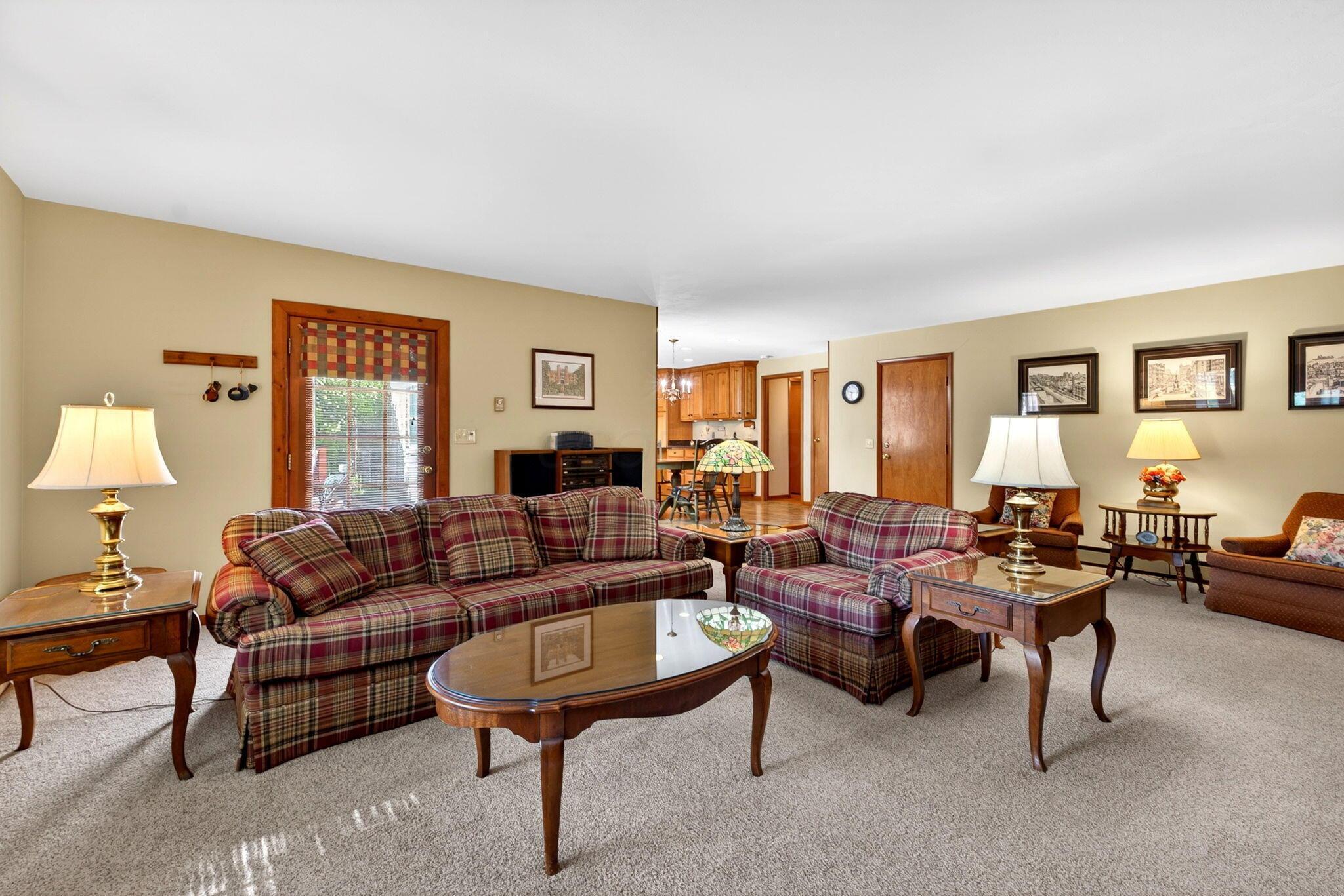5148 Tahitian Place