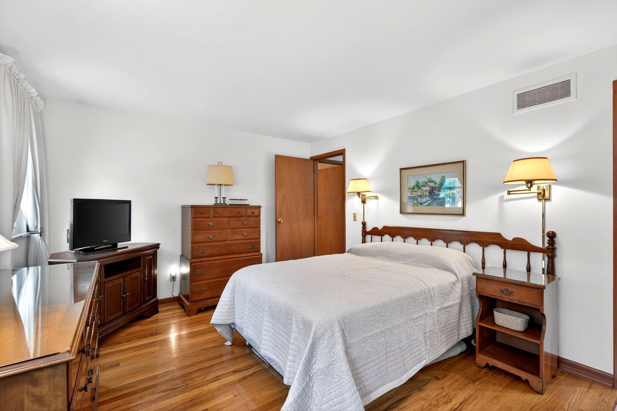 5148 Tahitian Place