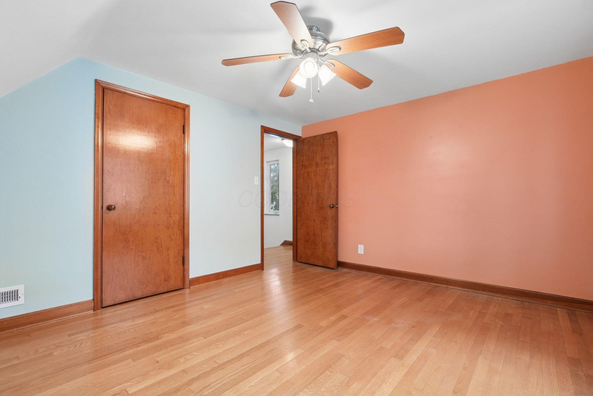 296 E Beaumont Road