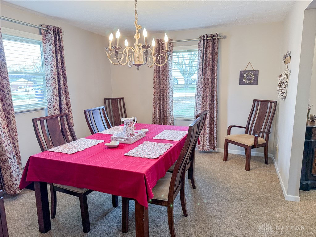 3711 Knollwood Drive