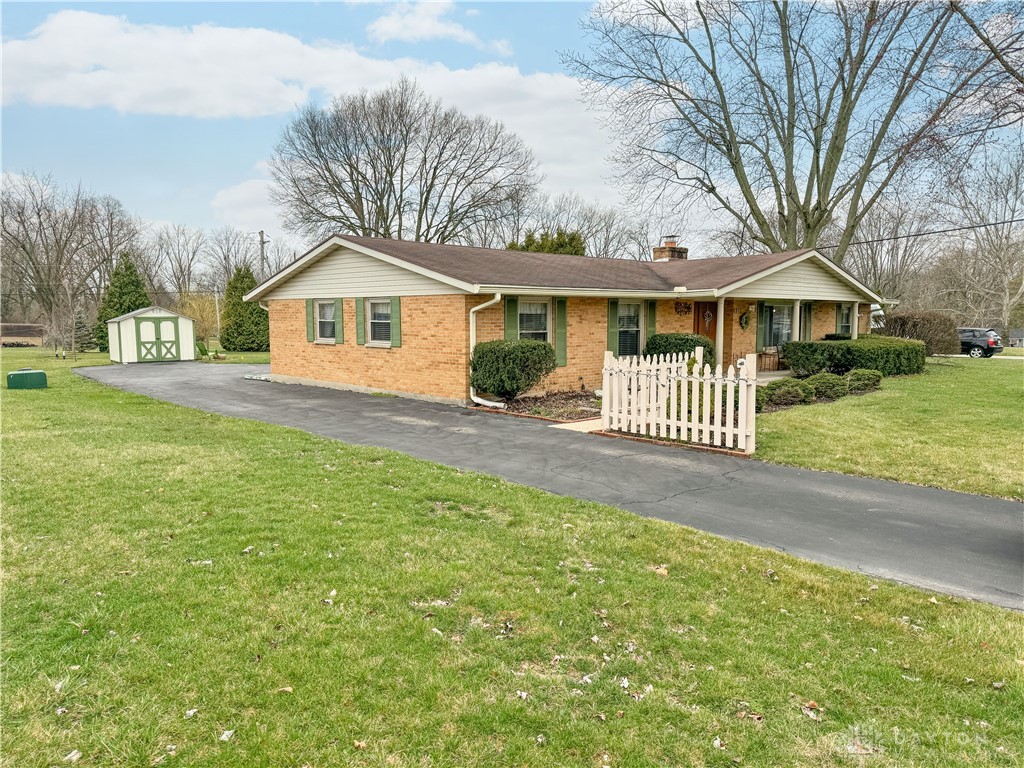 3711 Knollwood Drive