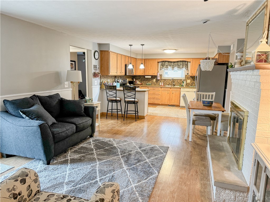 3711 Knollwood Drive