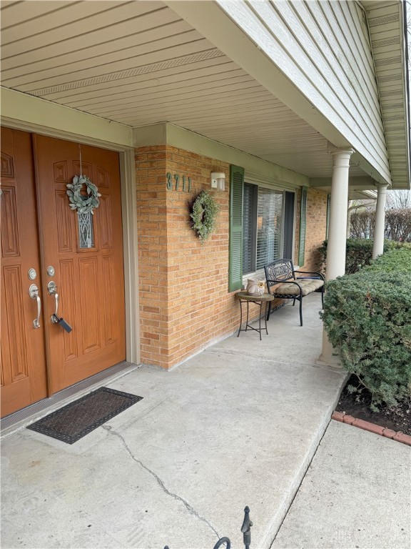 3711 Knollwood Drive