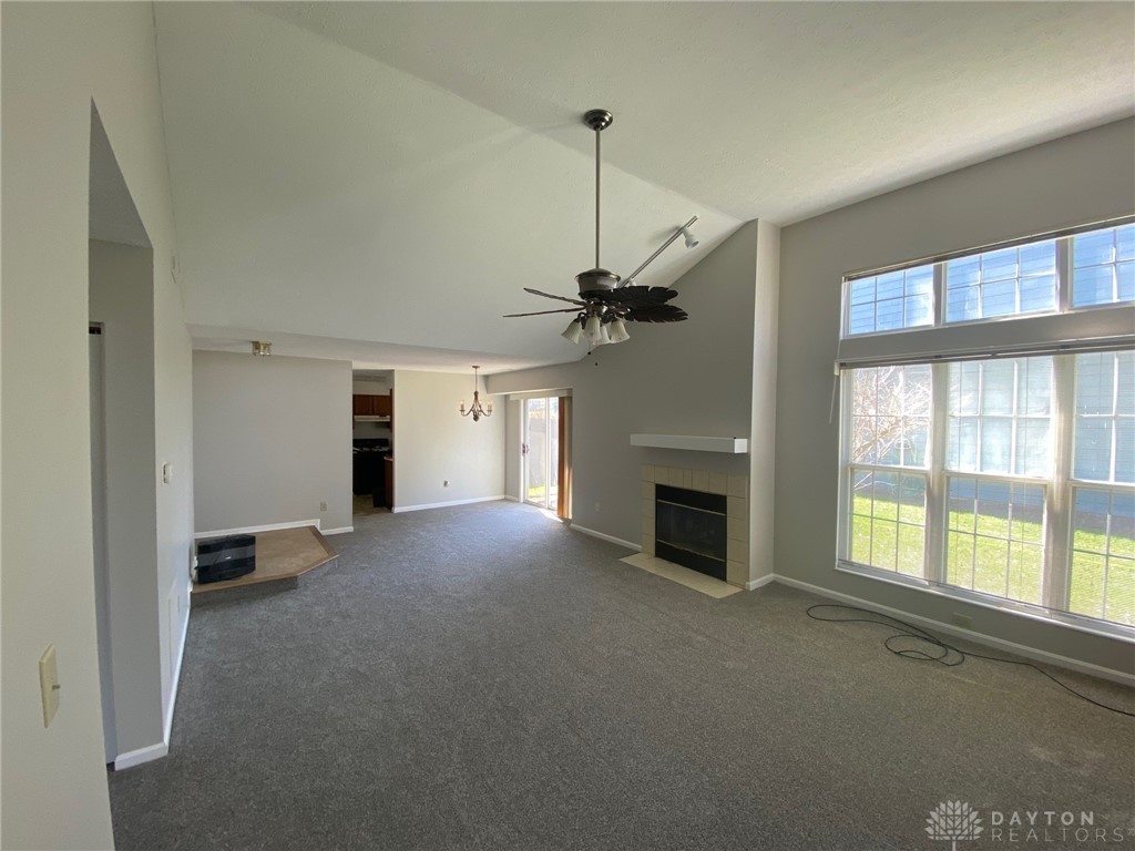 140 Queens Crossing